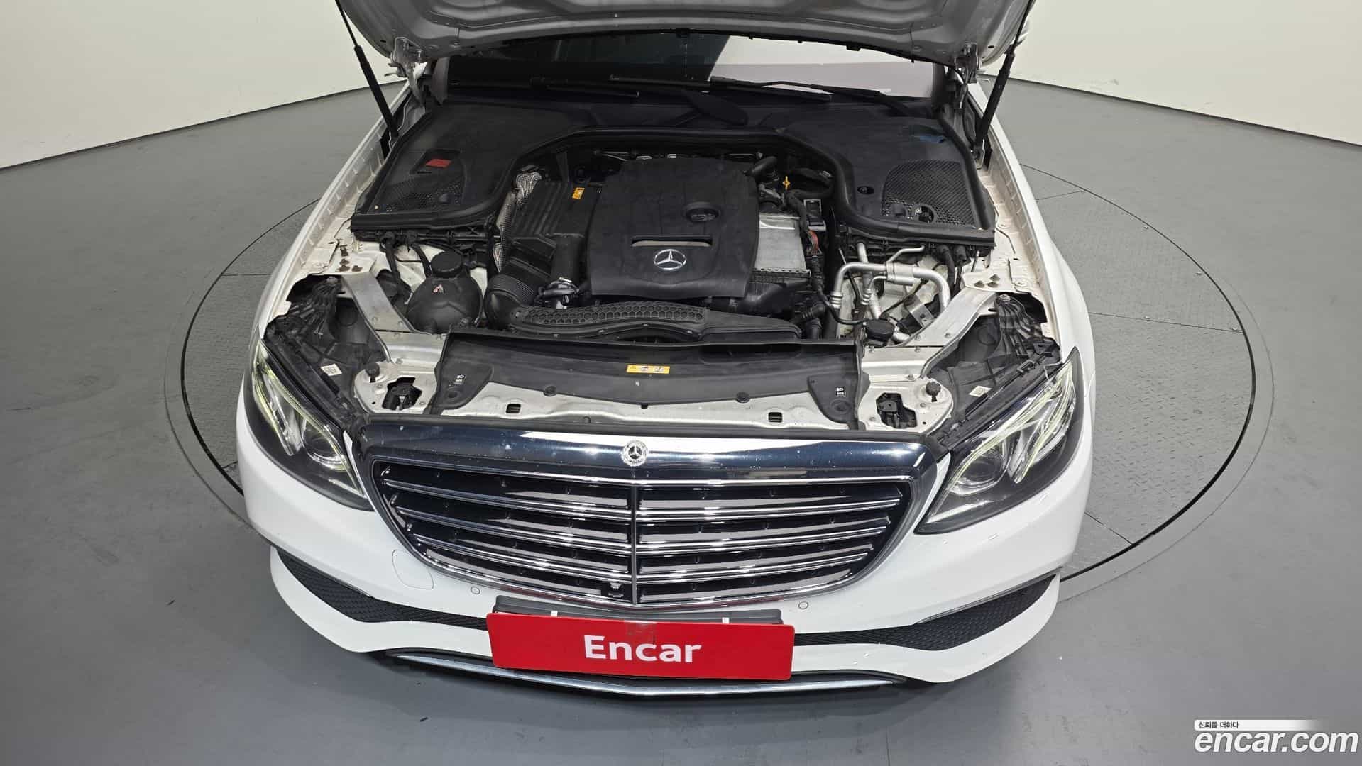 E-Class Mercedes-Benz 2018.9-INNER-006