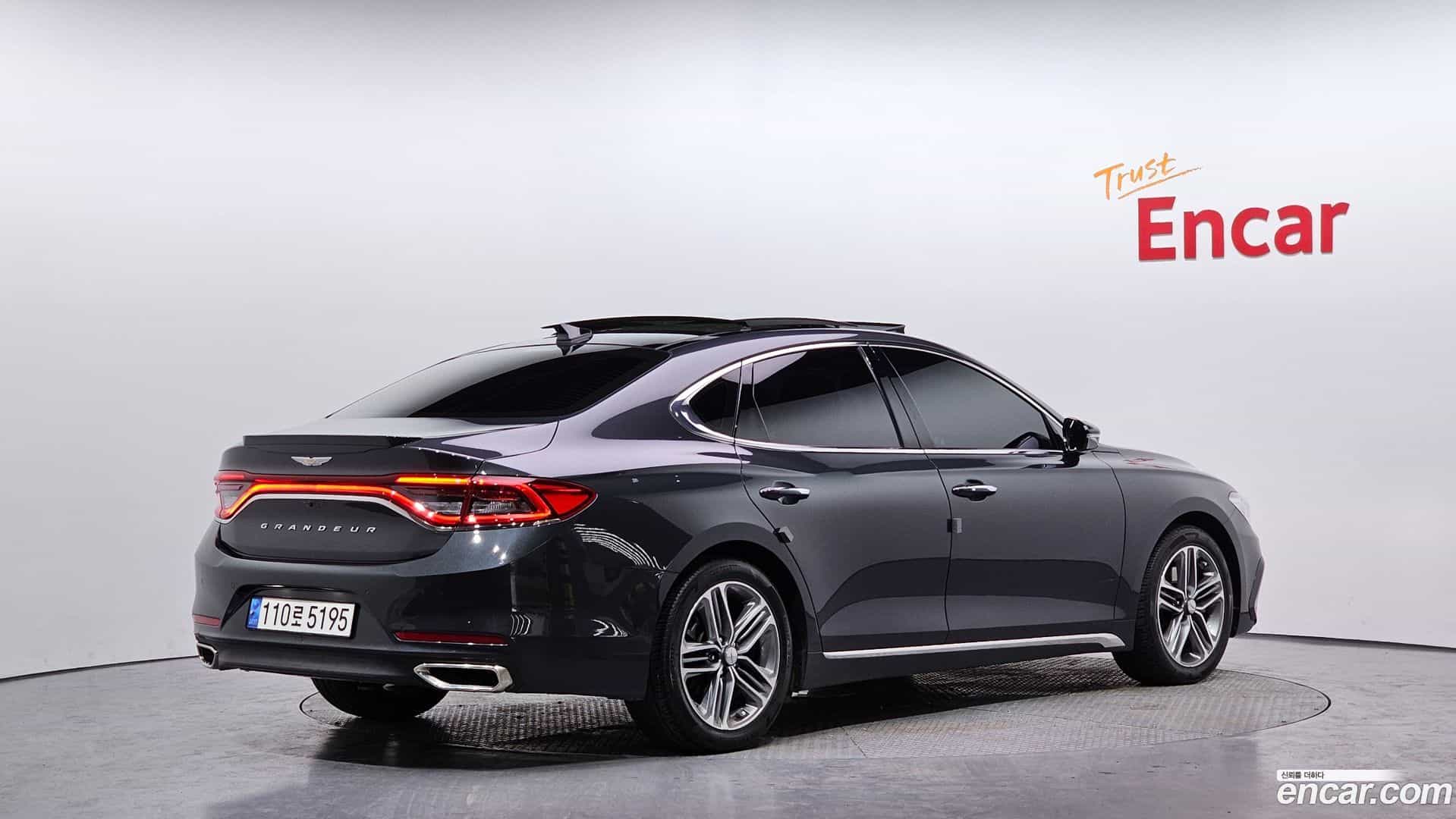 Grandeur Hyundai 2018.0-OUTER-002