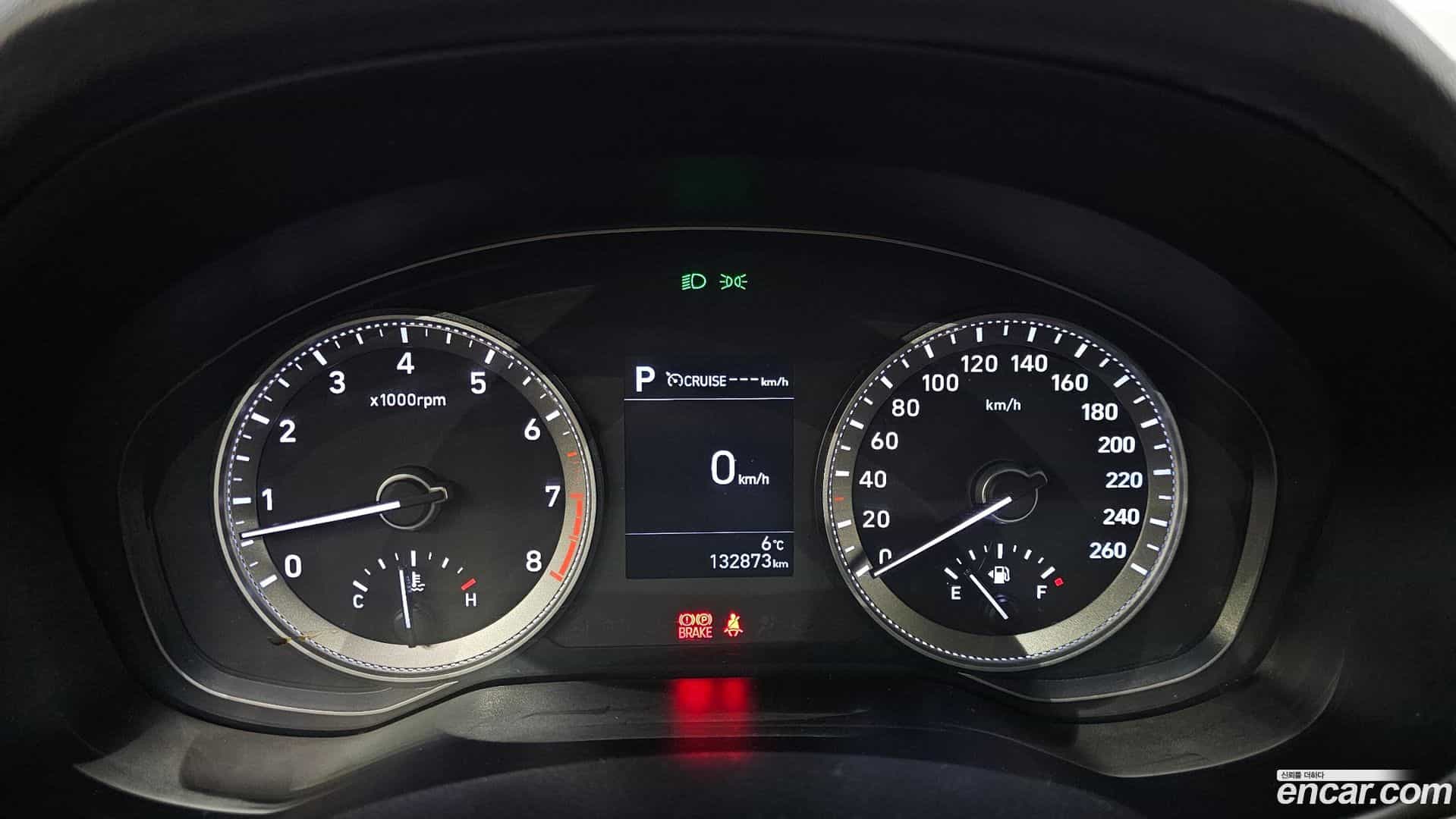 Grandeur Hyundai 2018.0-INNER-008