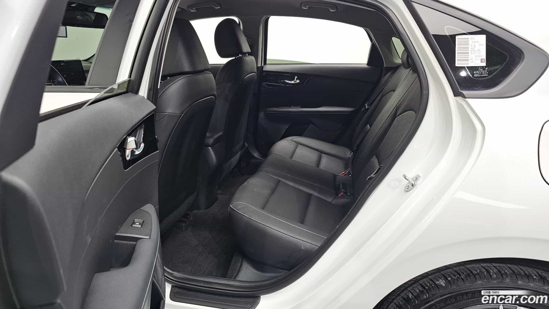 K3 Kia 2024.3-OPTION-015