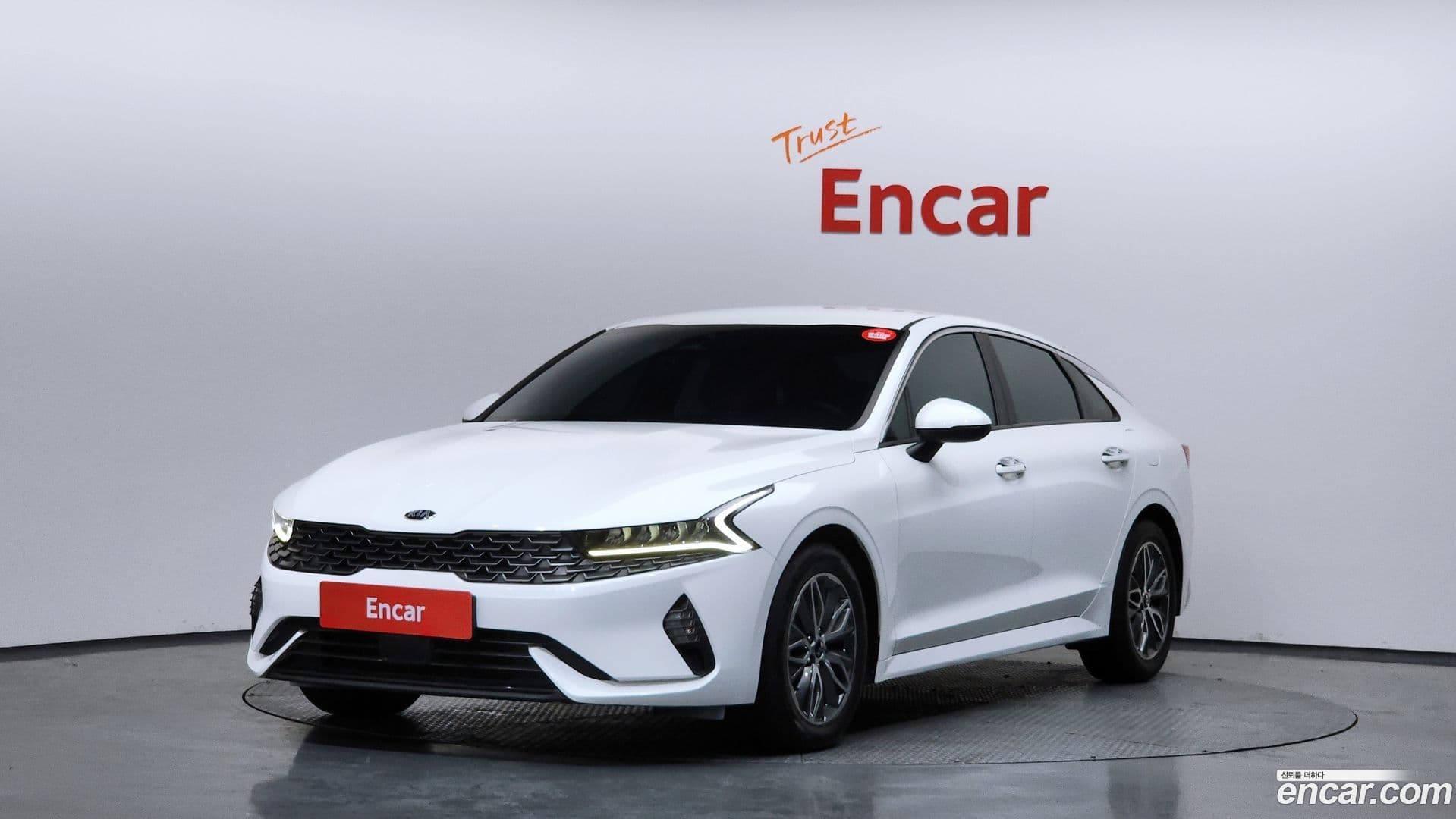 Main__Slider__Photo:K5 Kia 2021.3-0
