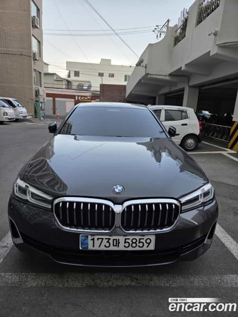 5-Series BMW 2021.1-OUTER-001