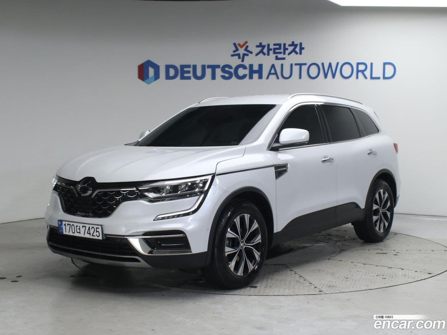 Main__Slider__Photo:QM6 Renault Korea 2022.3-0