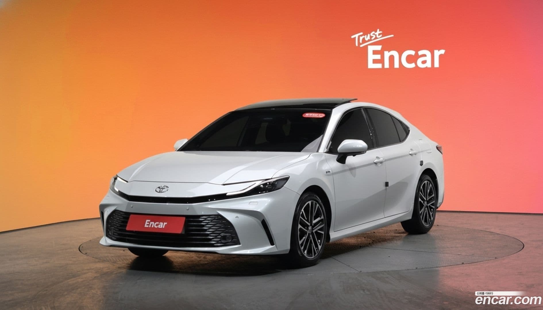 Main__Slider__Photo:Camry Toyota 2025.3-0