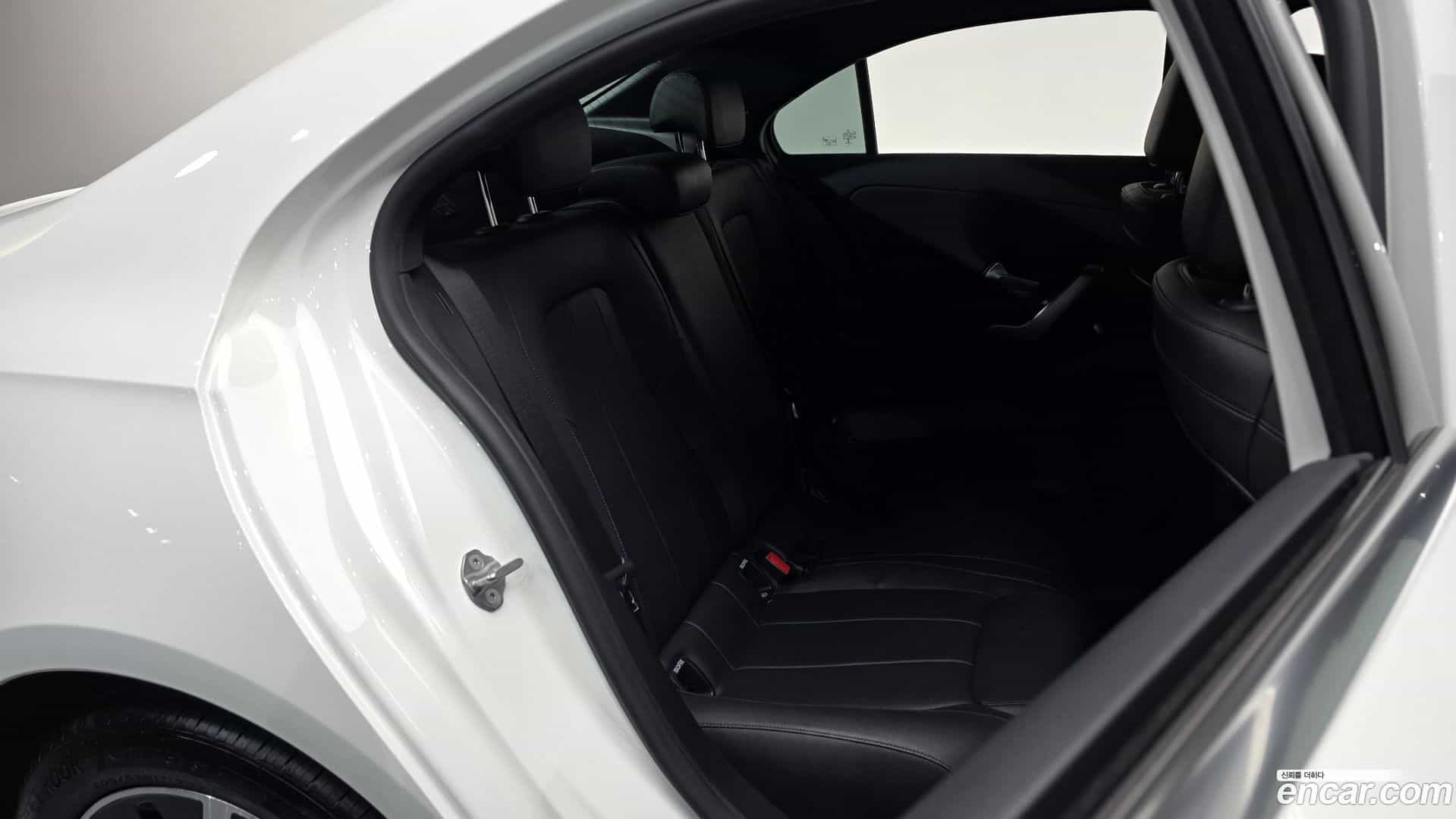 A-Class Mercedes-Benz 2020.11-OPTION-015