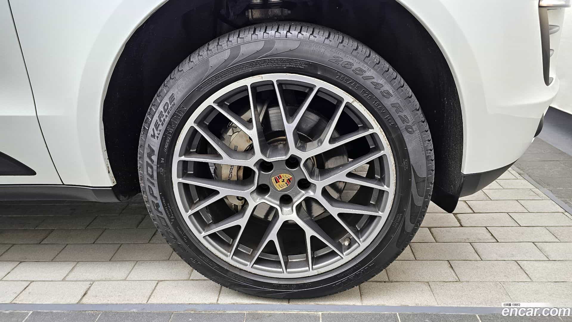 Macan Porsche 2015.5-OUTER-005