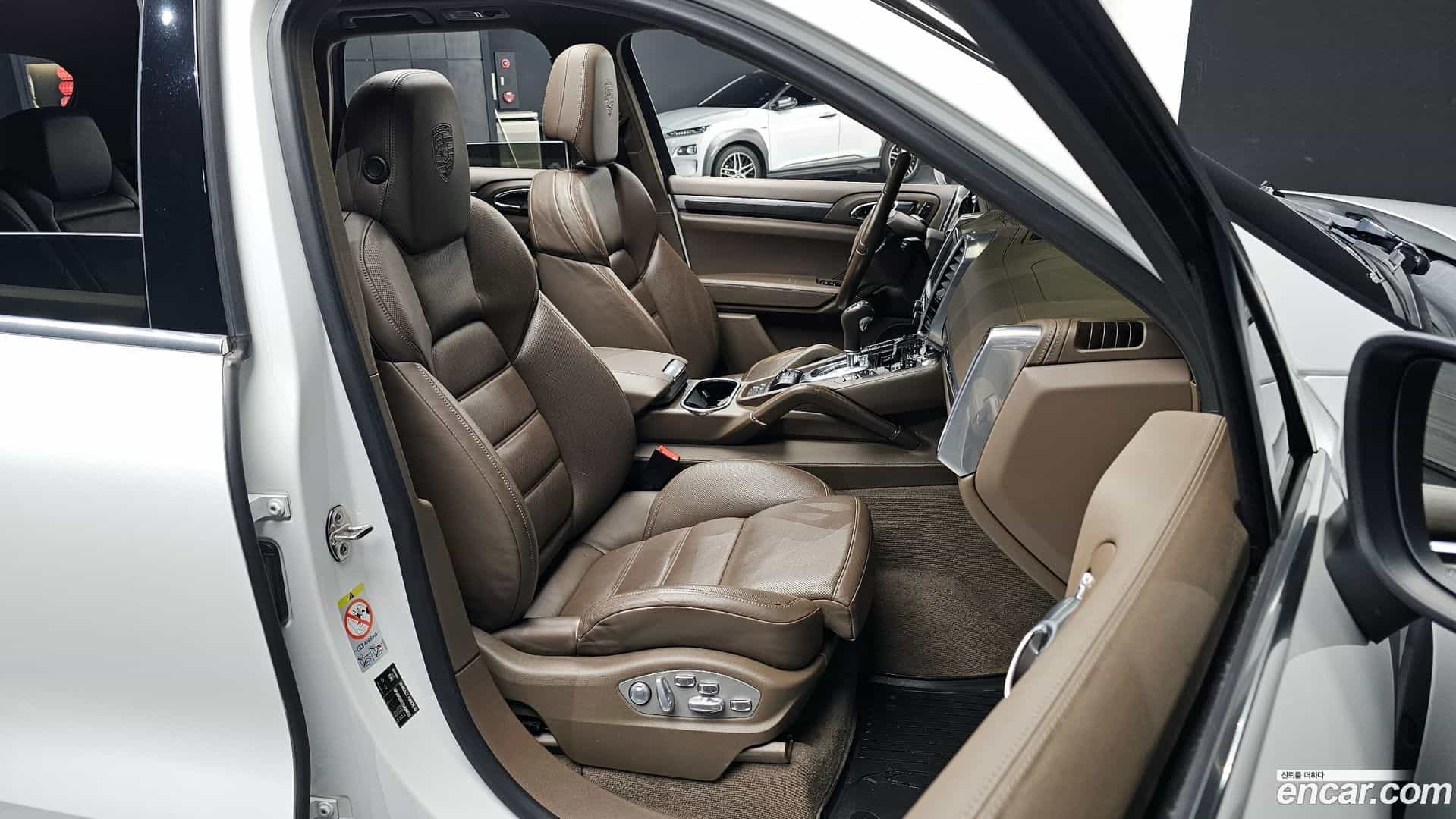 Cayenne Porsche 2014.0-INNER-010