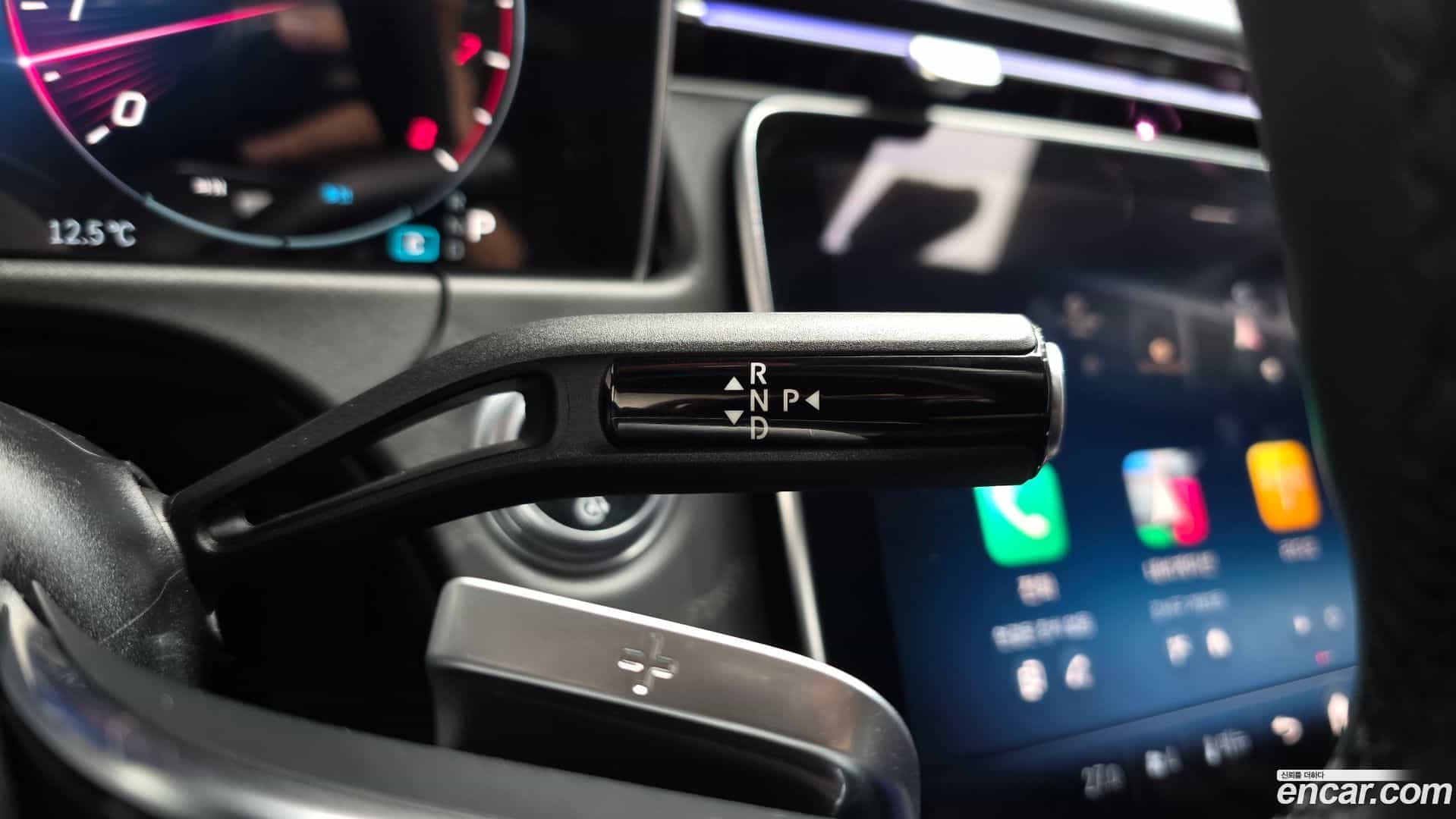 E-Class Mercedes-Benz 2025.2-INNER-009
