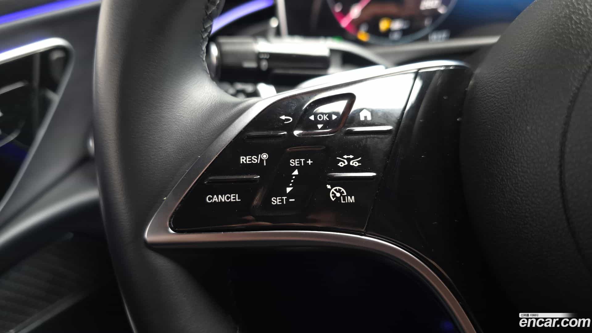 E-Class Mercedes-Benz 2025.2-OPTION-021