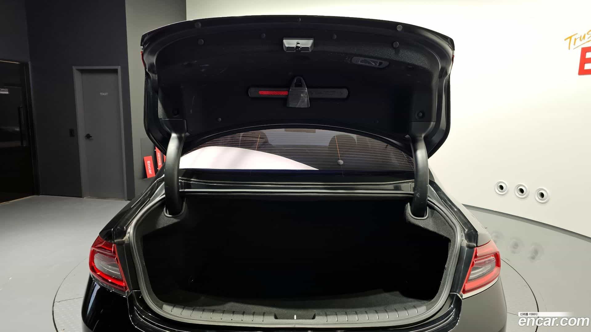 Grandeur Hyundai 2017.11-OPTION-024