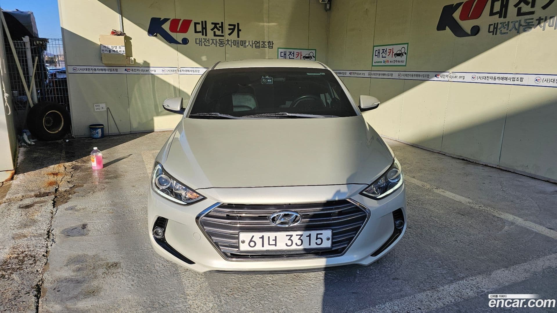 Main__Slider__Photo:AVANTE Hyundai 2015.10-0