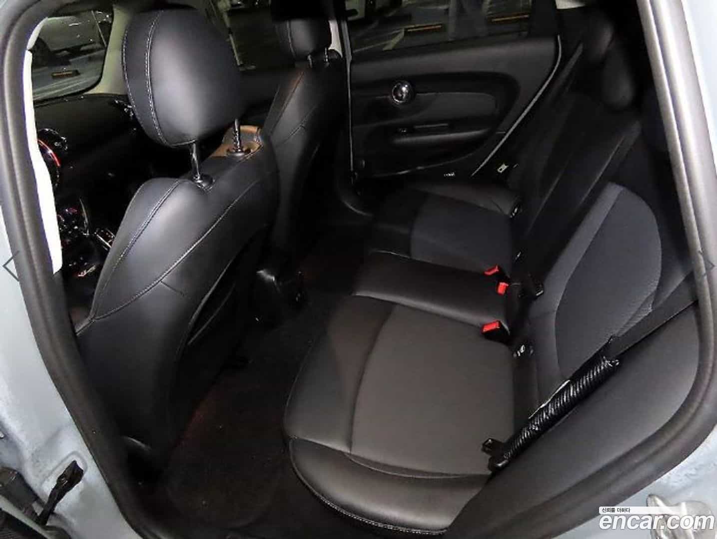 Clubman Mini 2021.5-INNER-006