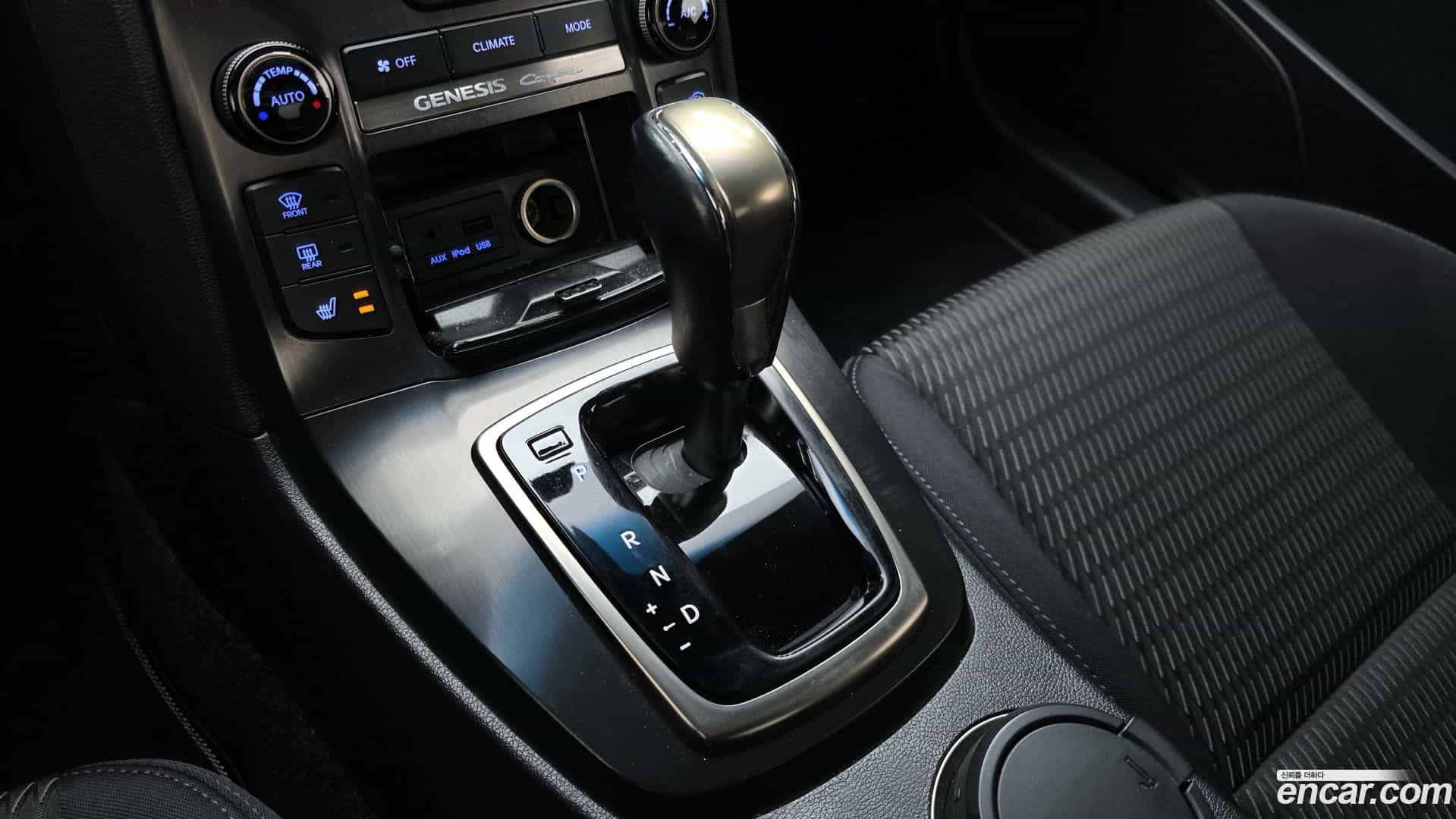 Genesis Hyundai 2015.11-INNER-009