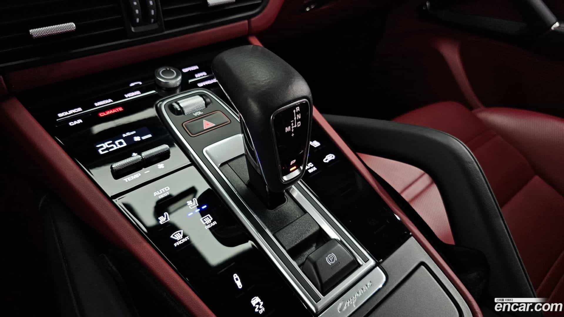 Cayenne Porsche 2021.7-INNER-009