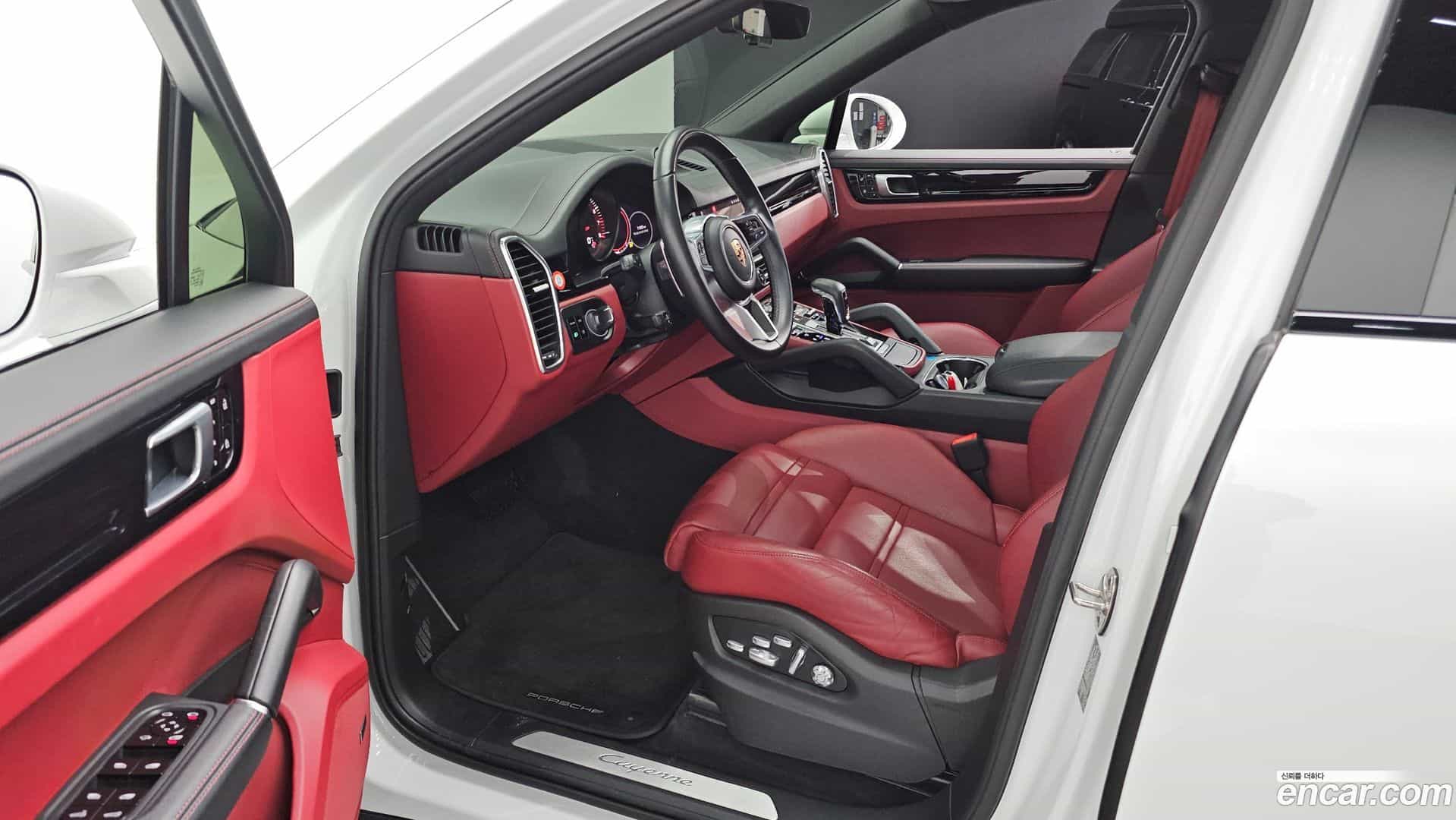 Cayenne Porsche 2021.7-OPTION-015