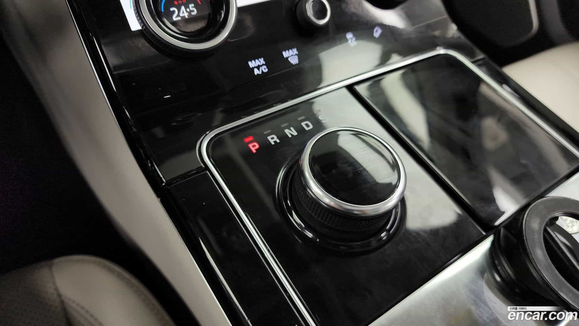 Range Rover Velar Land Rover 2018.3-INNER-009