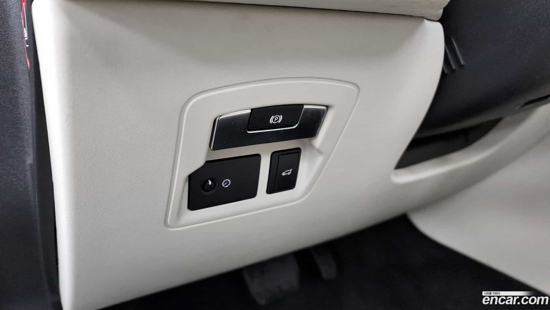 Range Rover Velar Land Rover 2018.3-OPTION-020