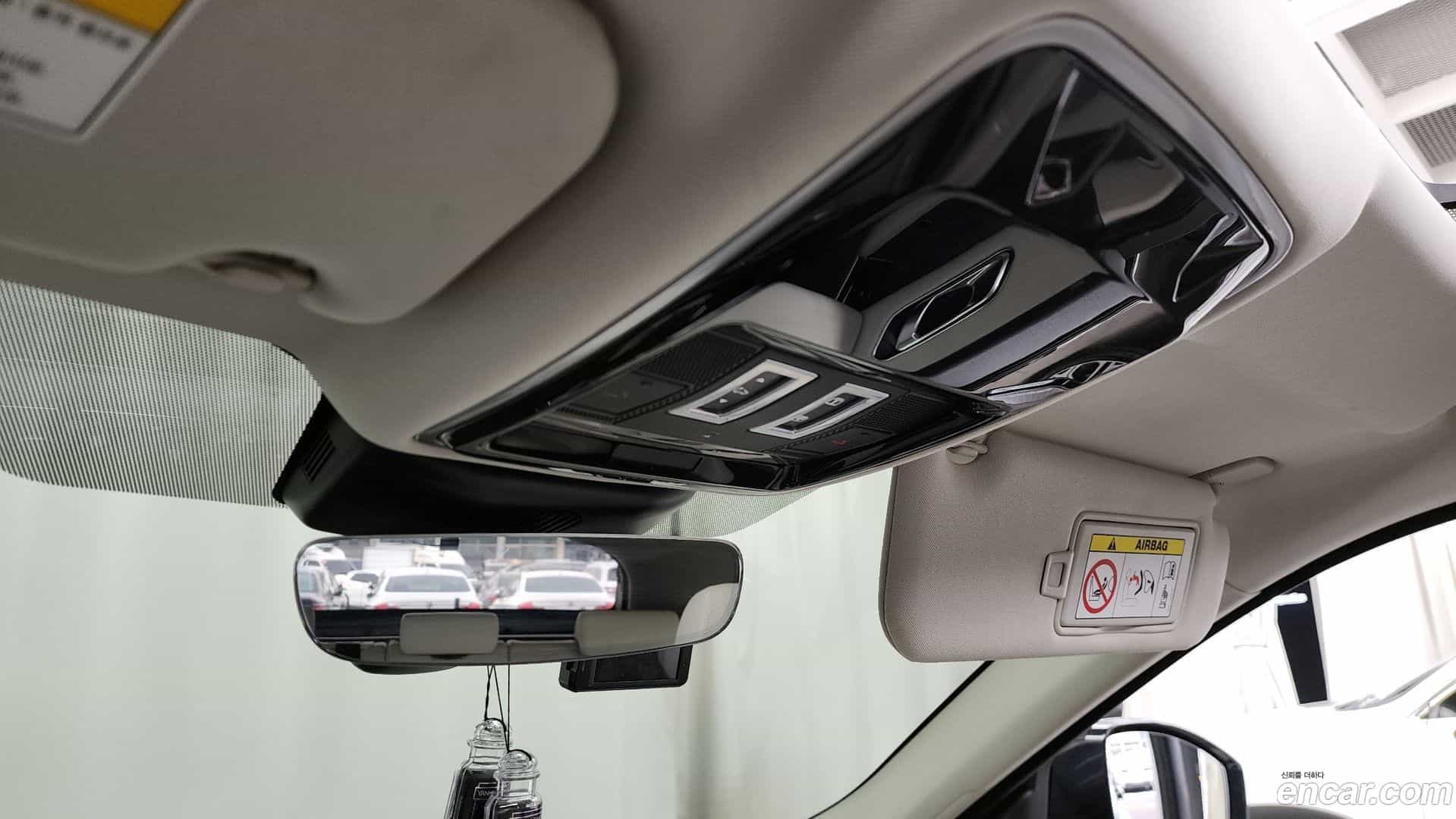 Range Rover Velar Land Rover 2018.3-OPTION-021