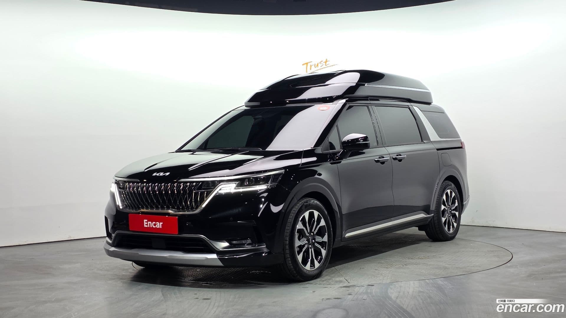Main__Slider__Photo:Canival Kia 2021.11-0