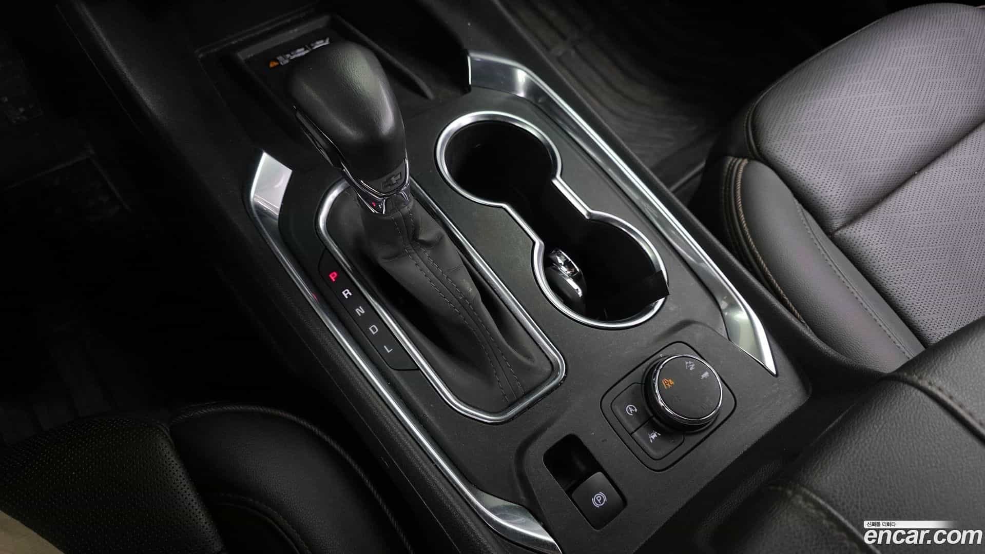 Traverse Chevrolet 2022.6-INNER-009