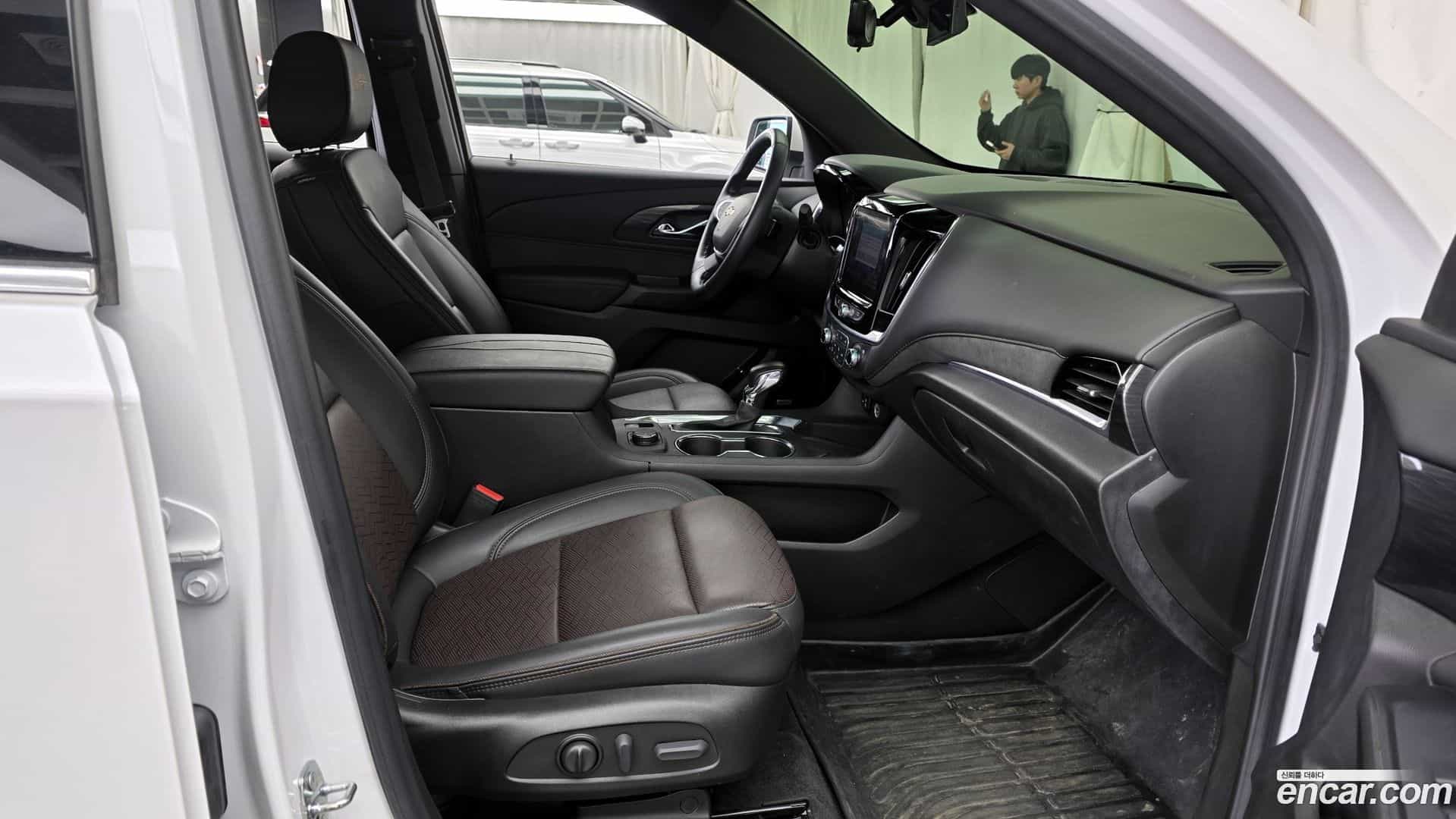 Traverse Chevrolet 2022.6-OPTION-015