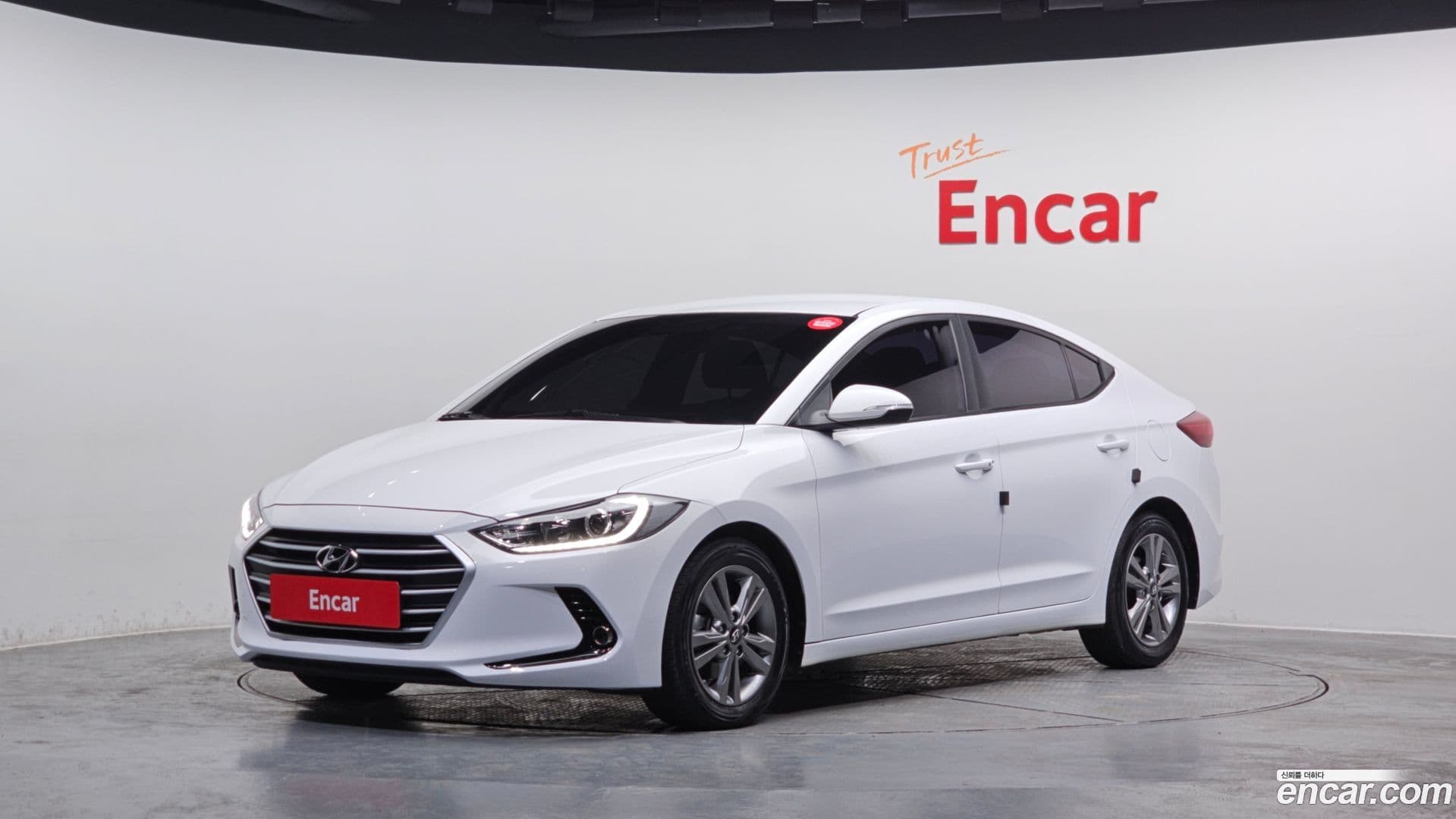 Main__Slider__Photo:AVANTE Hyundai 2016.7-0
