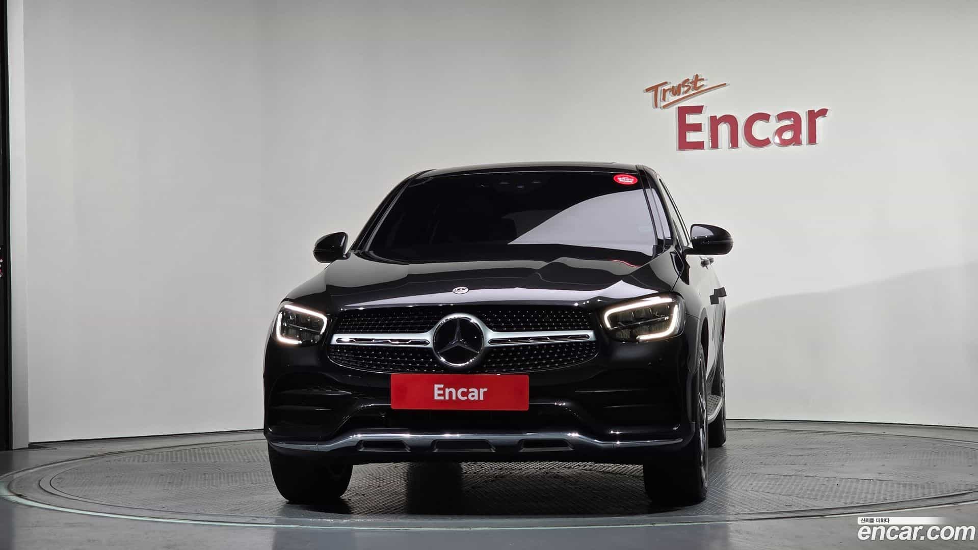 GLC-Class Mercedes-Benz 2021.8-OUTER-003