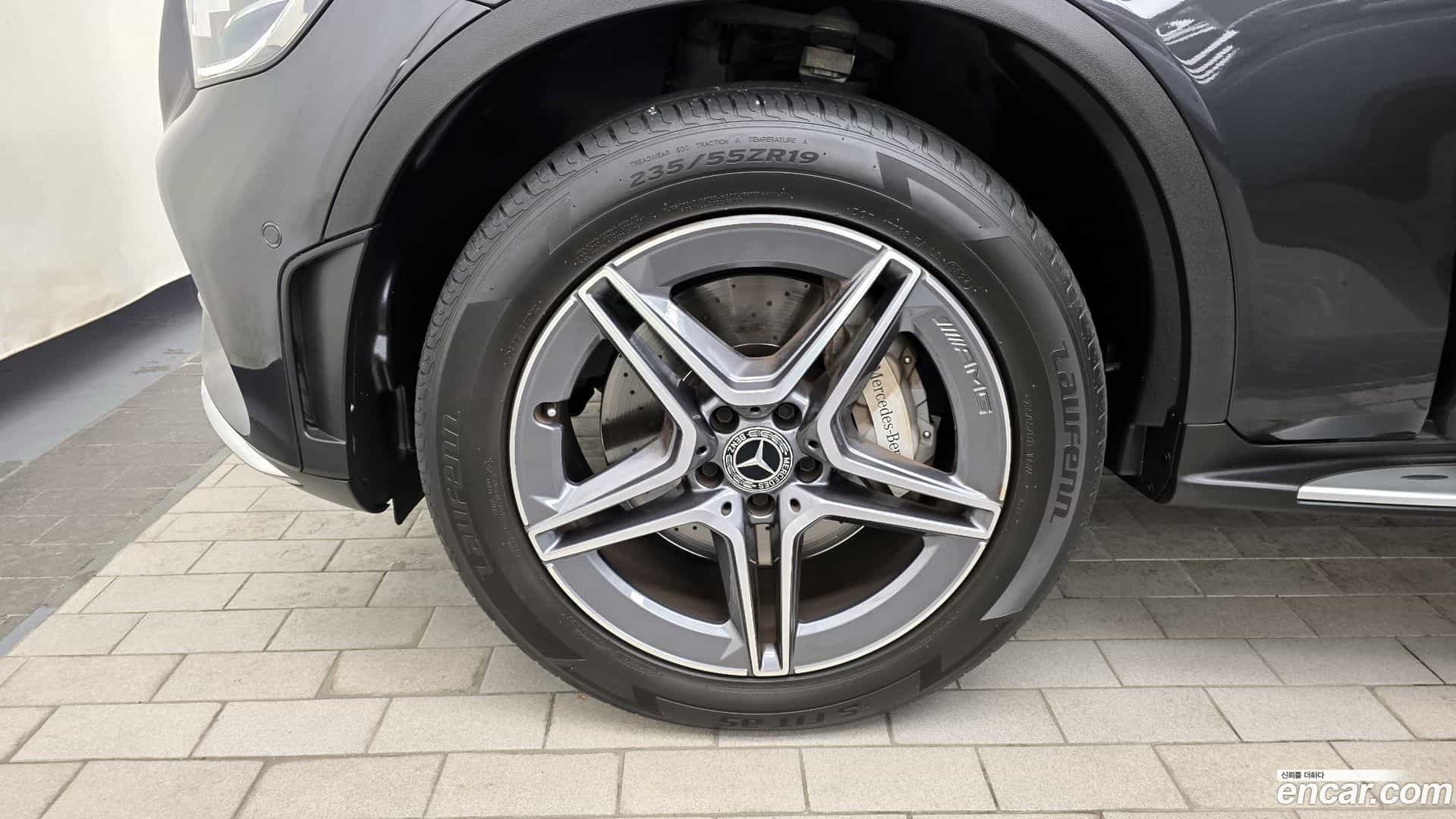 GLC-Class Mercedes-Benz 2021.8-OUTER-005