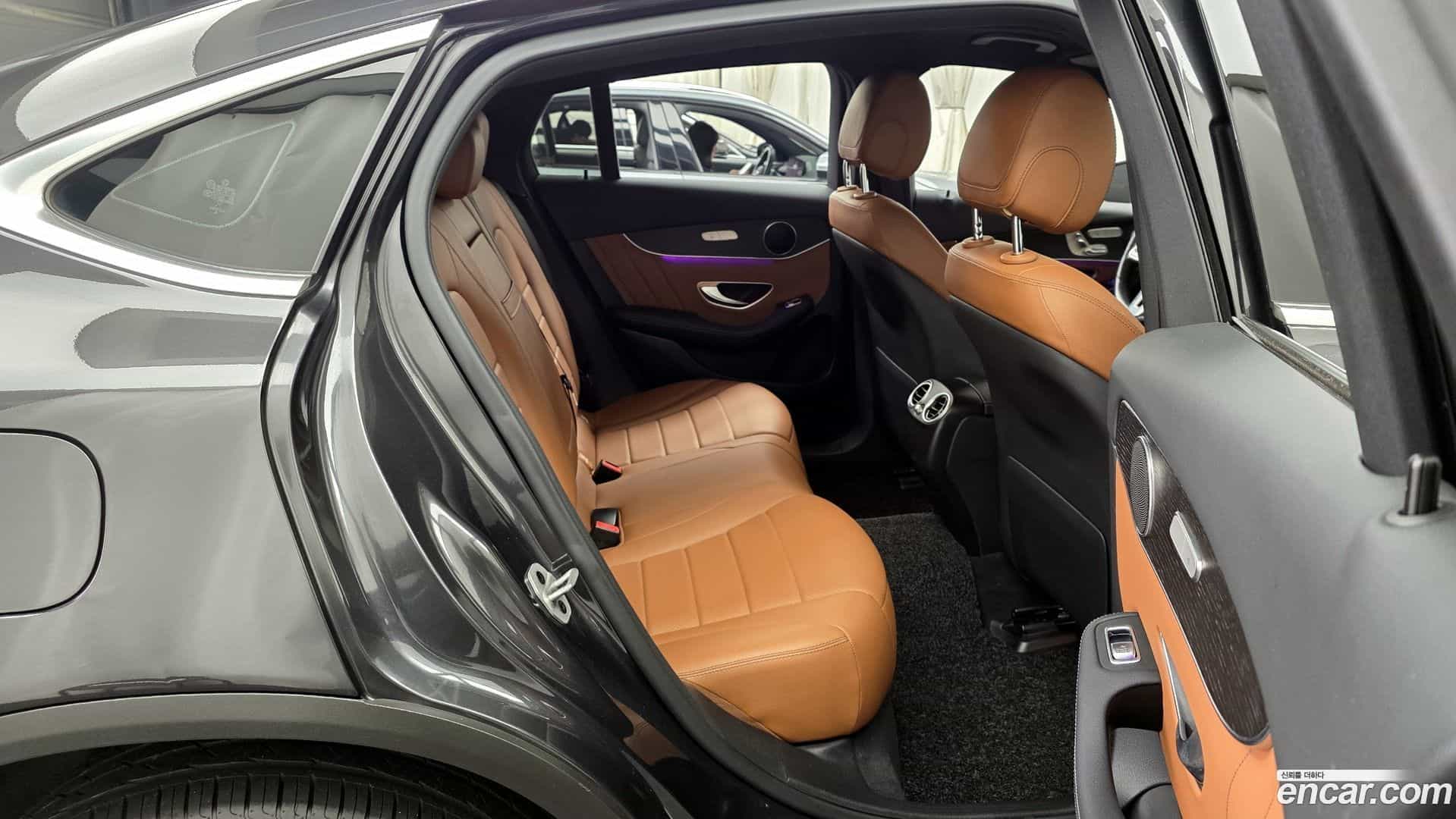 GLC-Class Mercedes-Benz 2021.8-OPTION-016