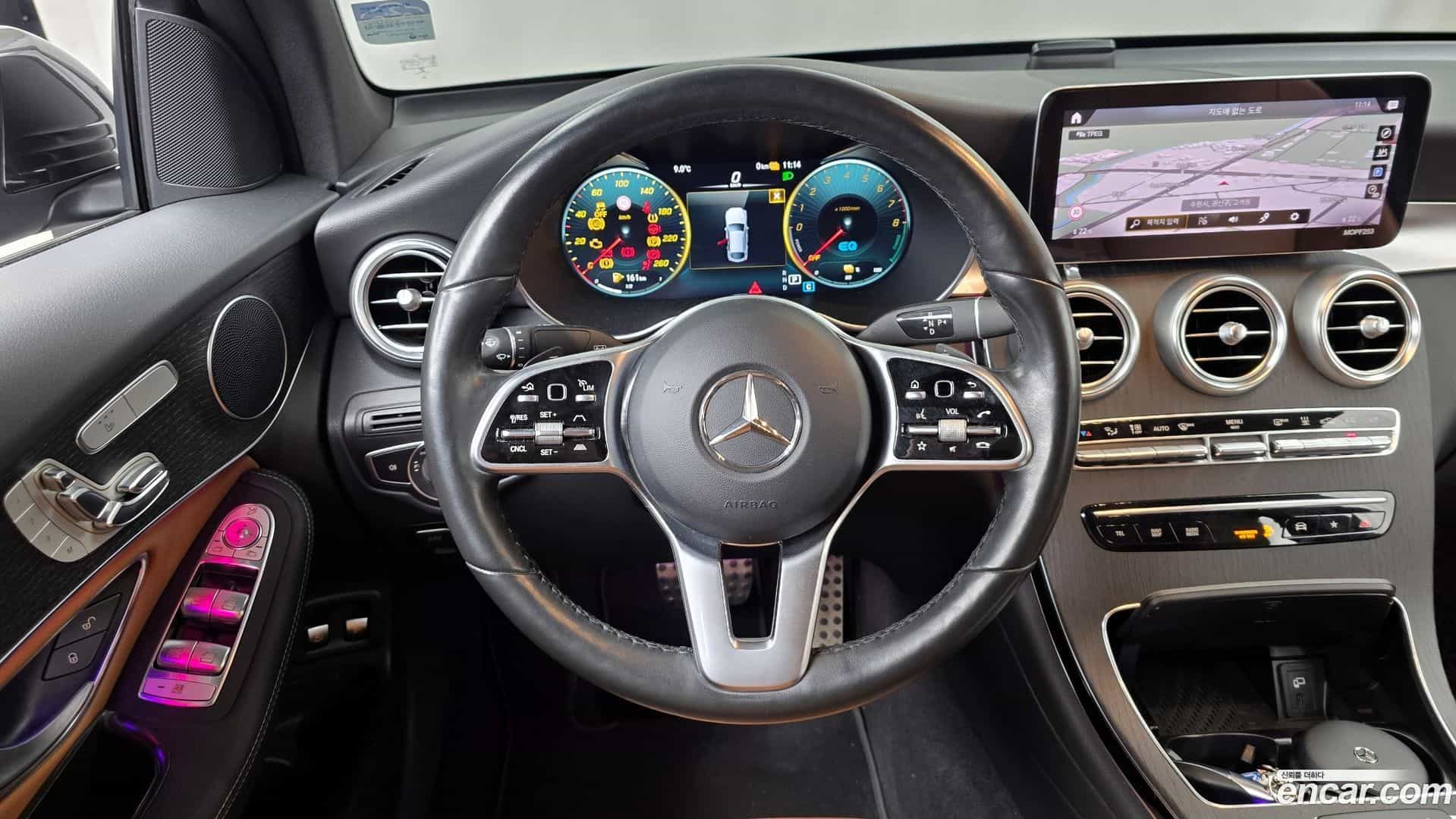 GLC-Class Mercedes-Benz 2021.8-OPTION-017