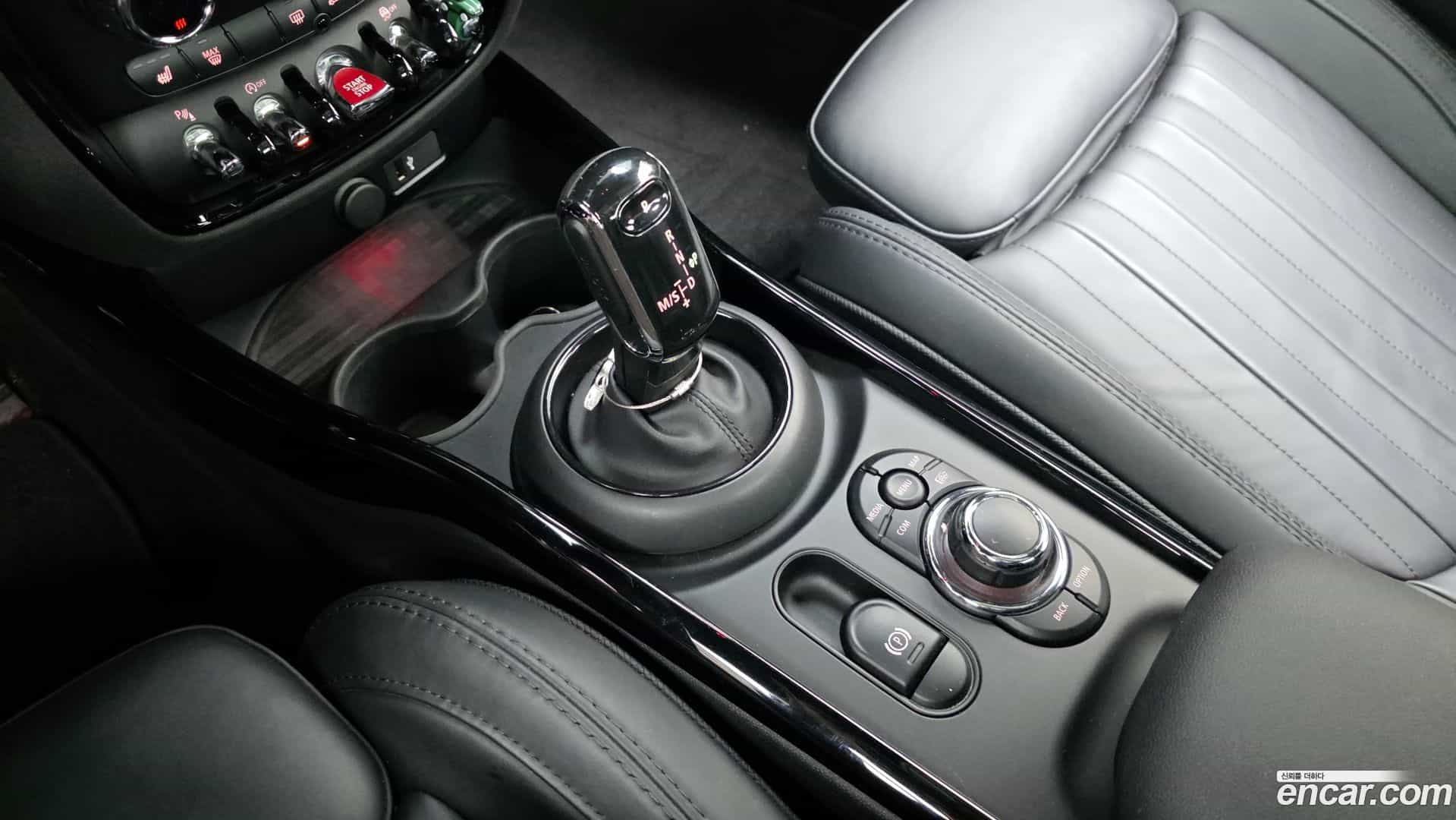 Clubman Mini 2023.7-INNER-009