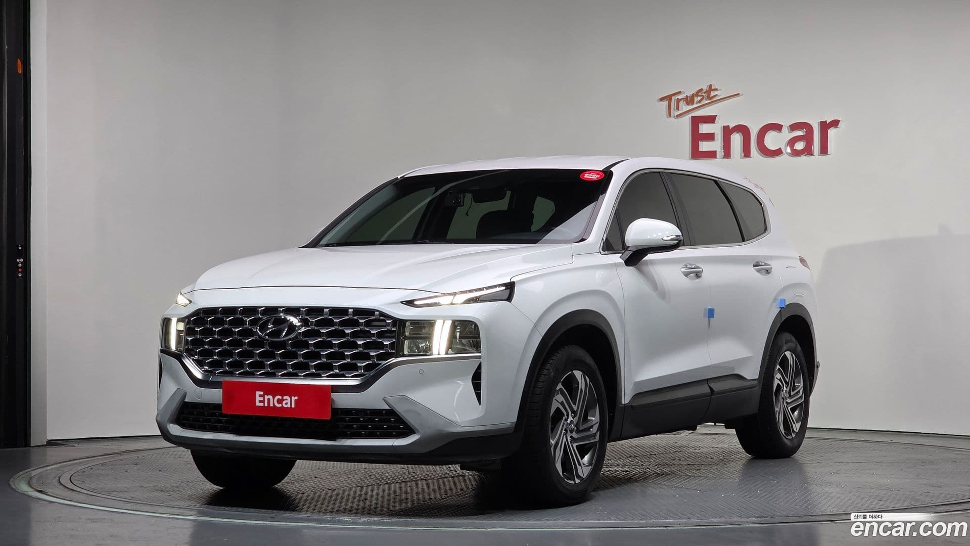 Main__Slider__Photo:Santafe Hyundai 2020.11-0