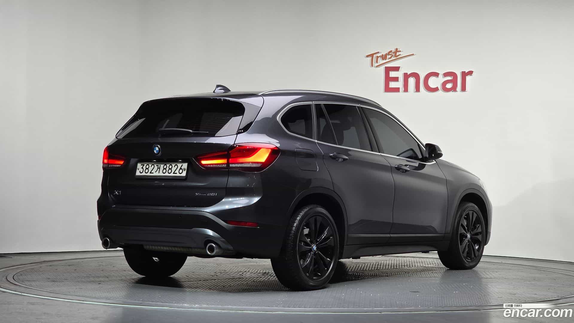 X1 BMW 2020.2-OUTER-002