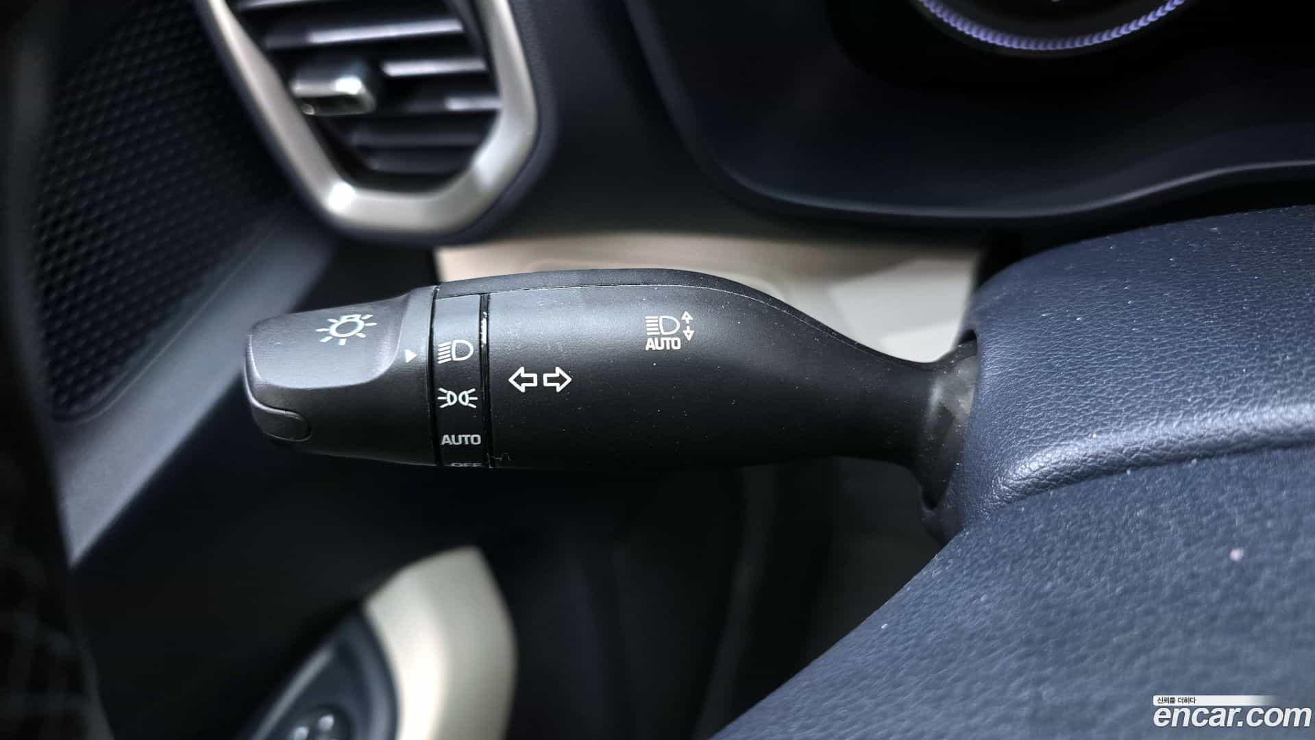 Venue Hyundai 2021.8-OPTION-022