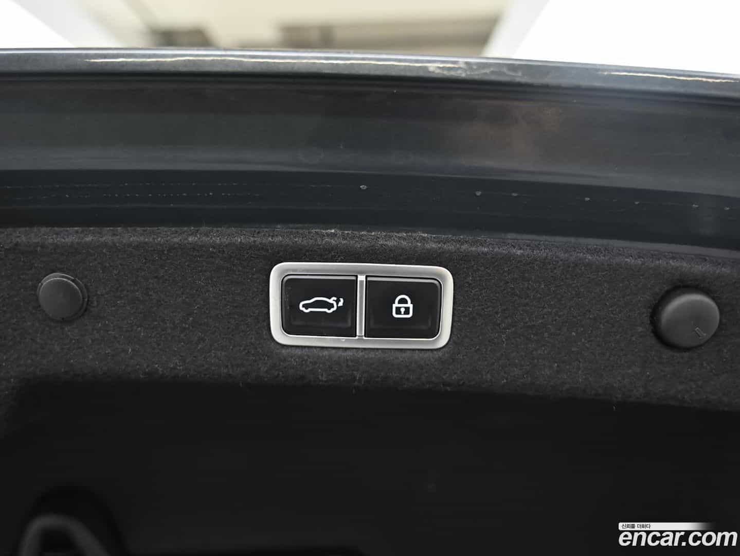 Grandeur Hyundai 2023.0-OPTION-024