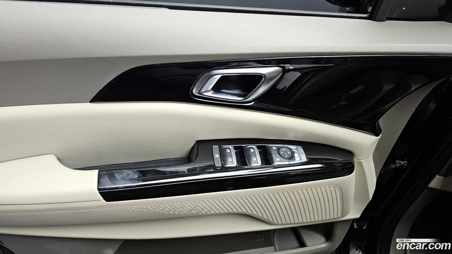 Canival Kia 2021.6-OPTION-021