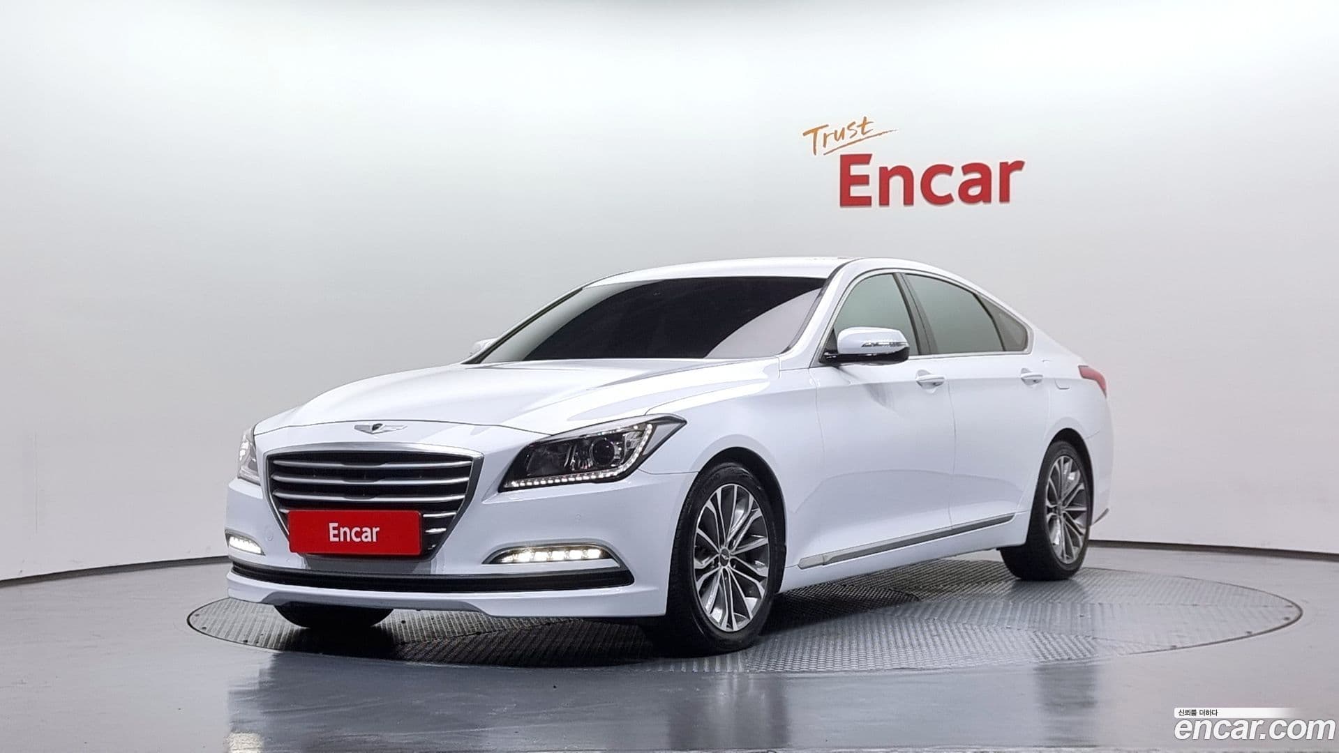 Main__Slider__Photo:Genesis Hyundai 2014.6-0