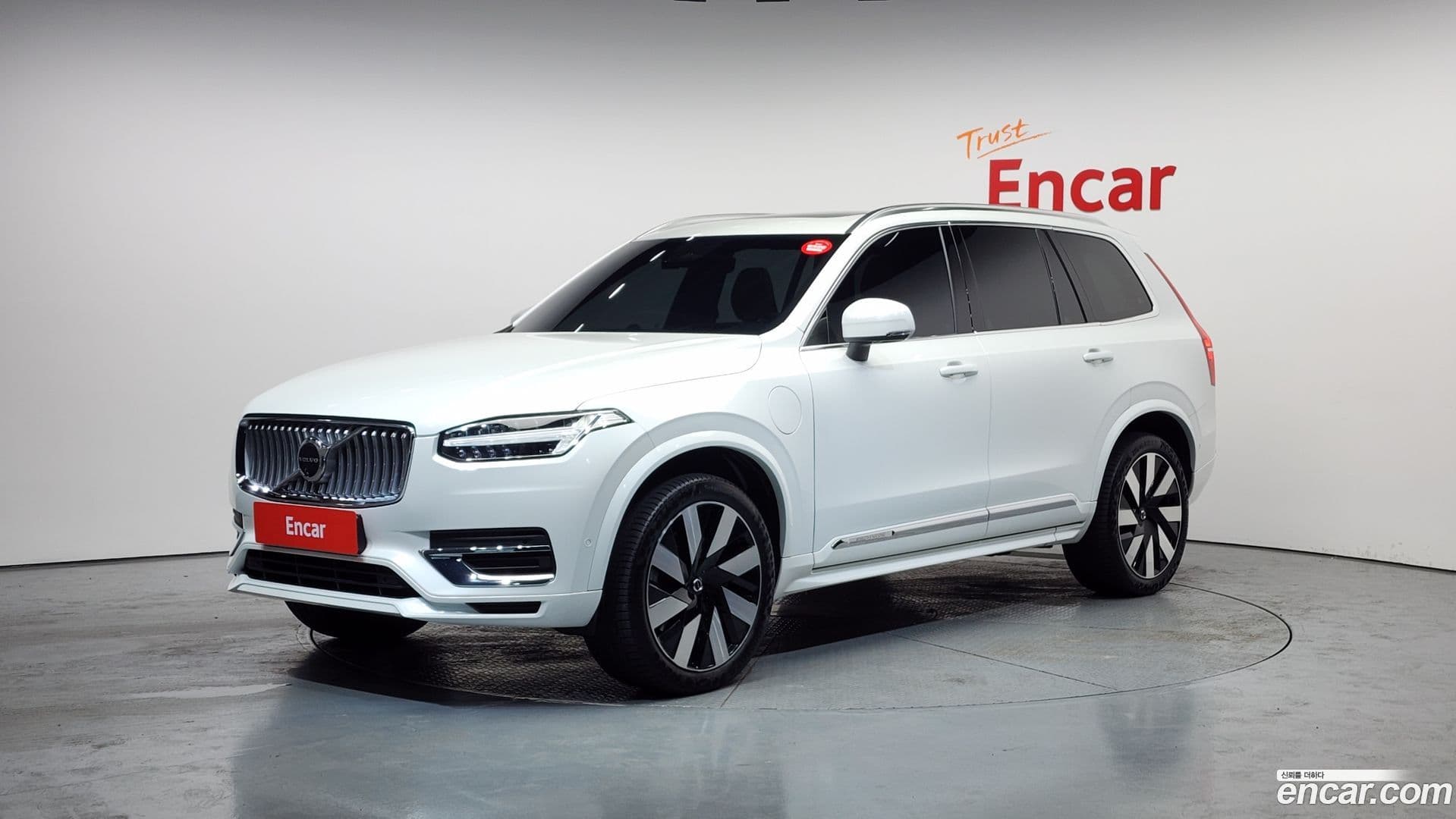 Main__Slider__Photo:XC90 Volvo 2024.11-0