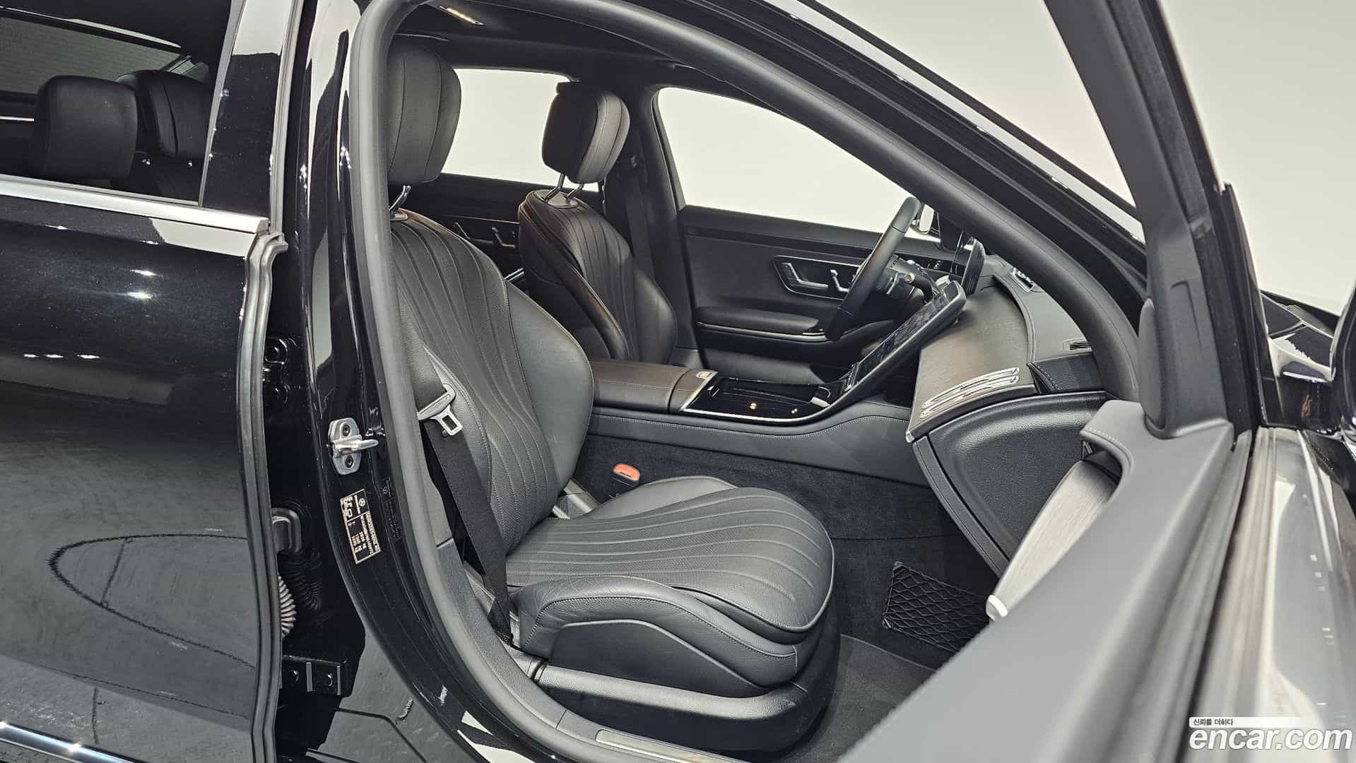 S-Class Mercedes-Benz 2022.5-INNER-010