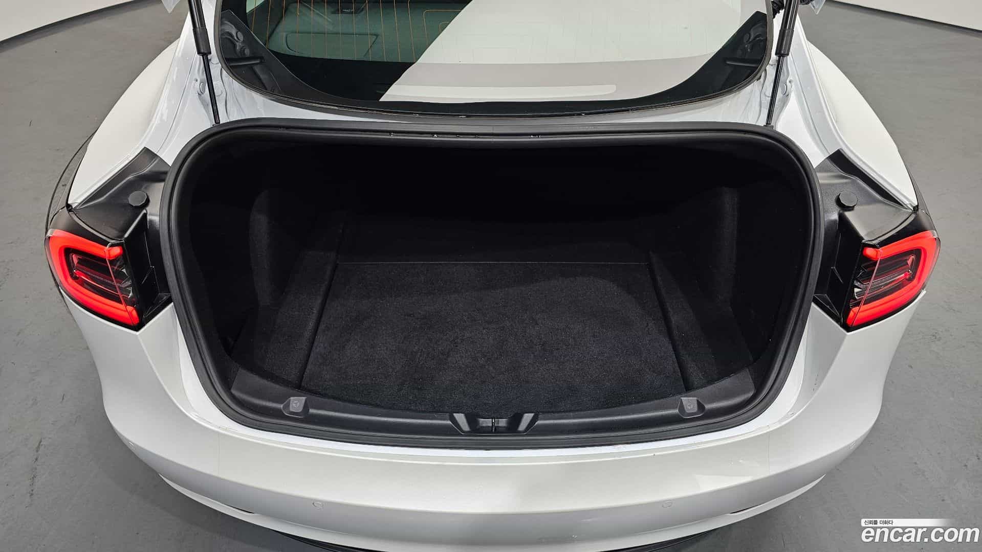 Model 3 Tesla 2020.2-OPTION-024