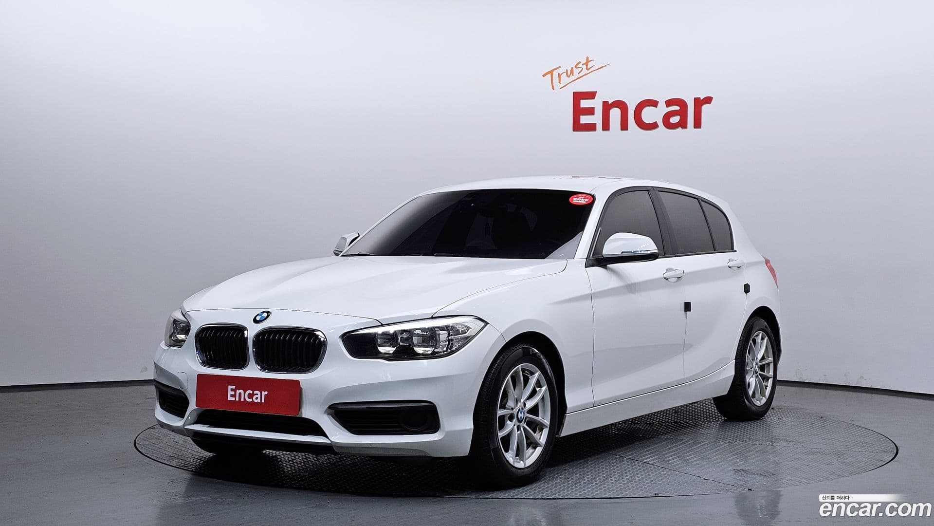 Main__Slider__Photo:1-Series BMW 2018.5-0