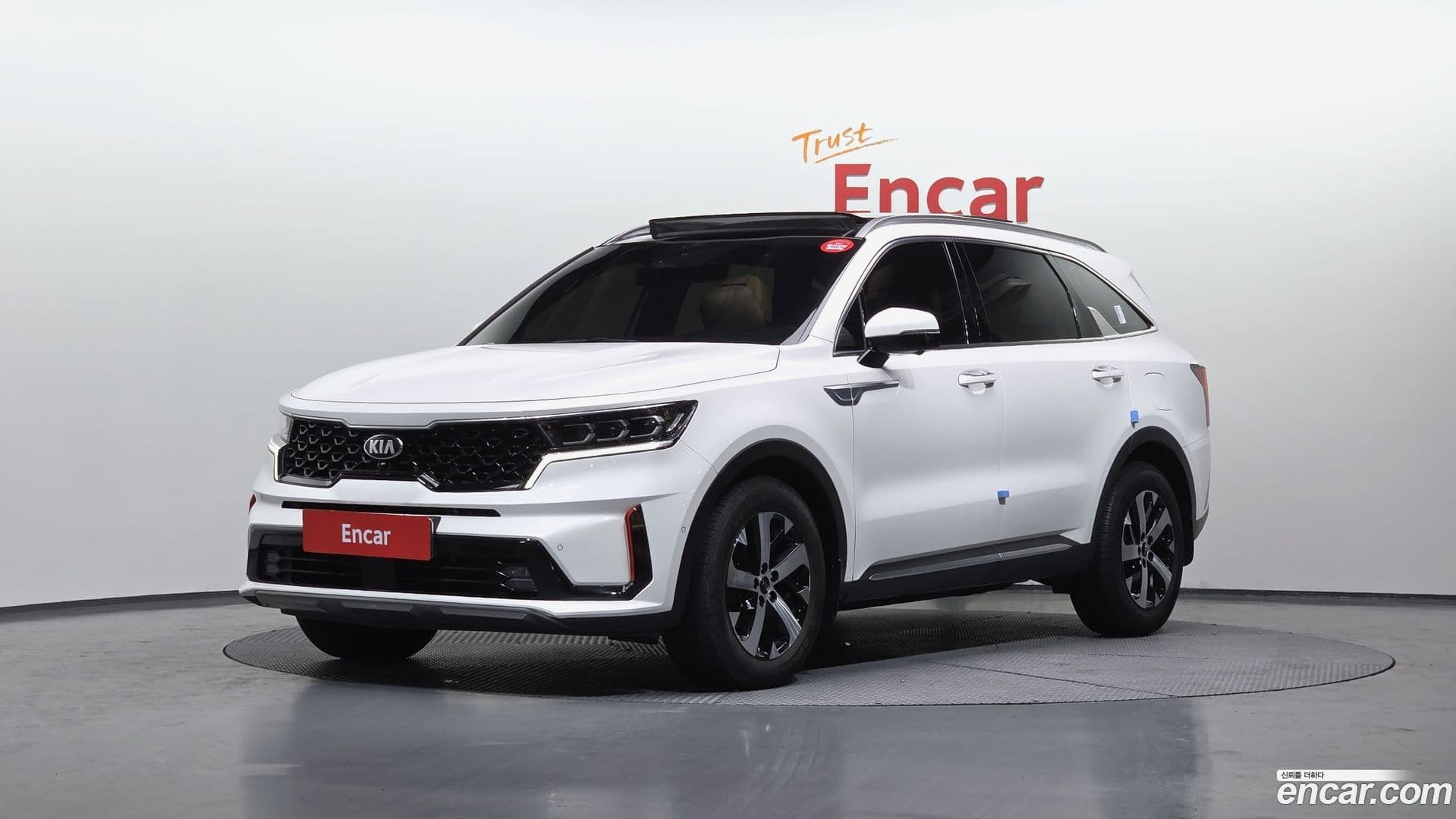 Main__Slider__Photo:Sorento Kia 2020.7-0