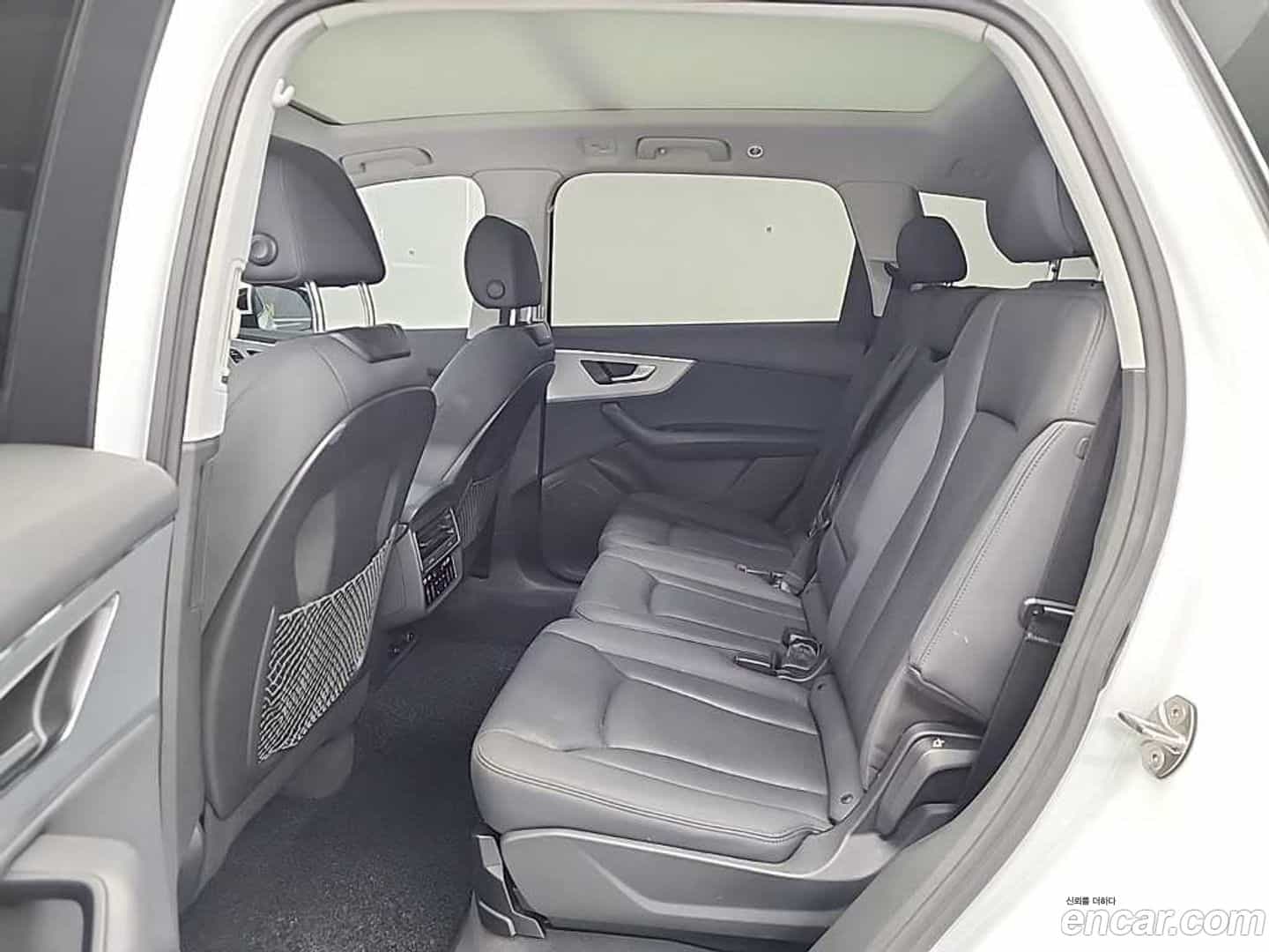 Q7 Audi 2021.2-OPTION-016
