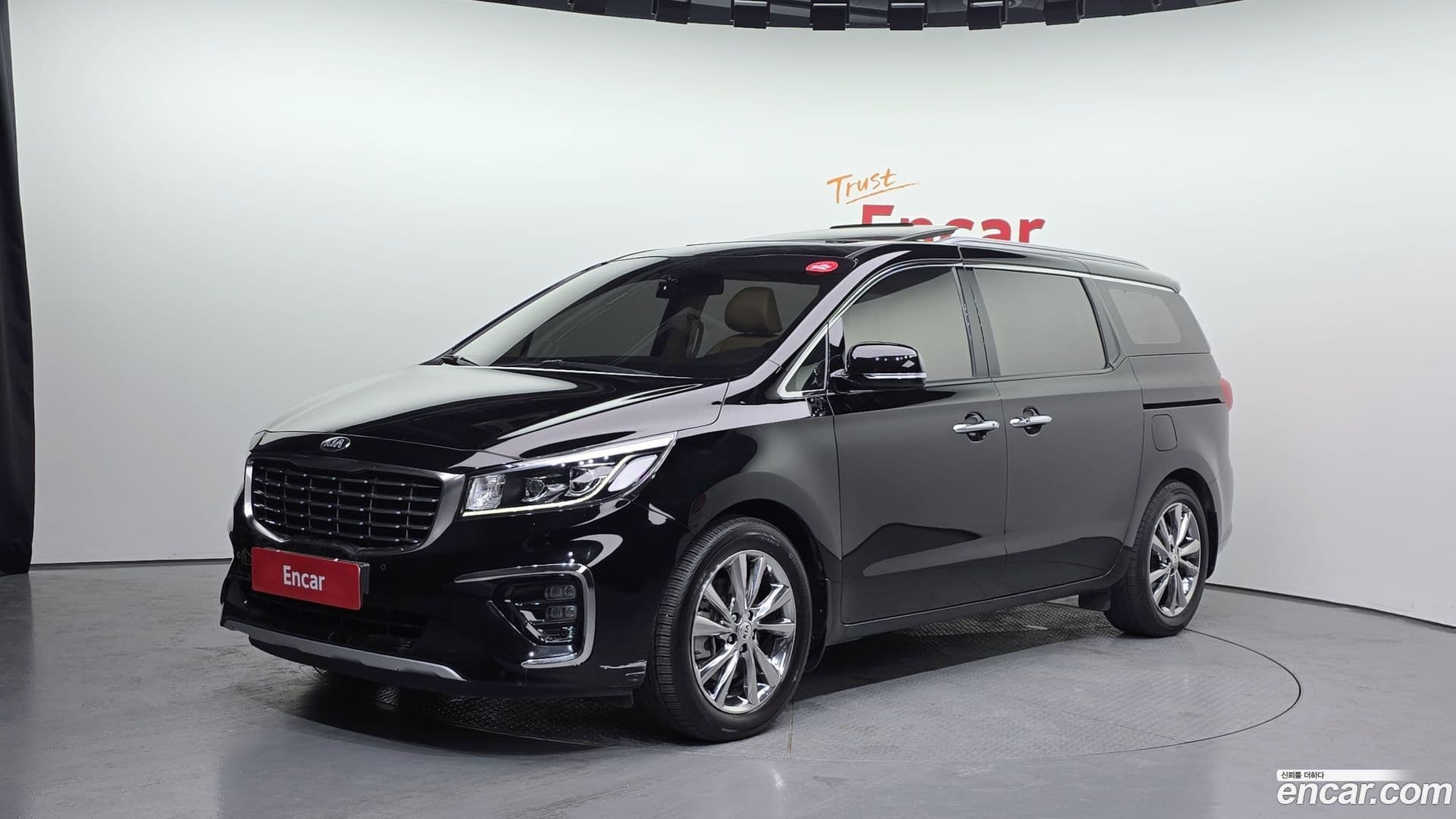 Main__Slider__Photo:Canival Kia 2020.0-0