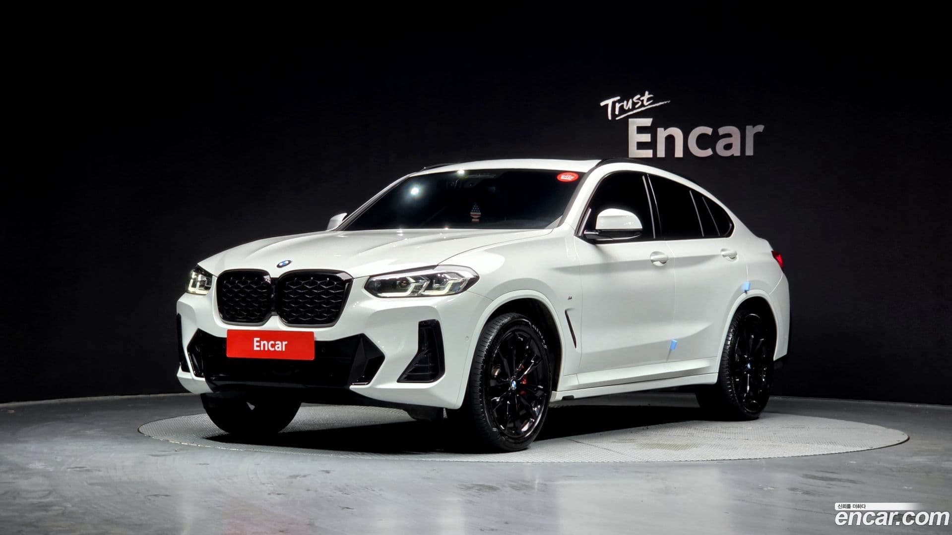 Main__Slider__Photo:X4 BMW 2025.4-0