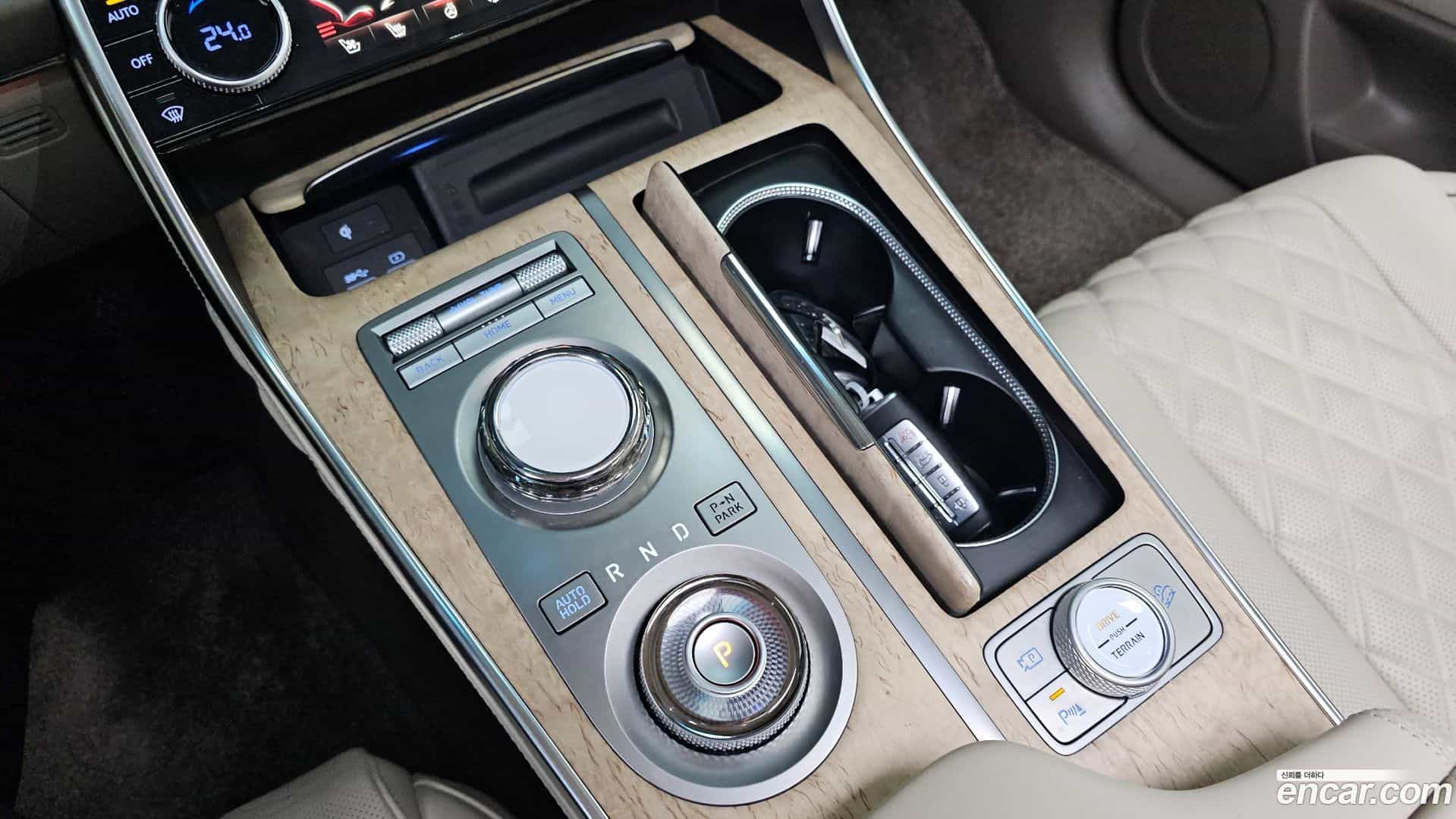 GV80 Genesis 2023.0-INNER-009