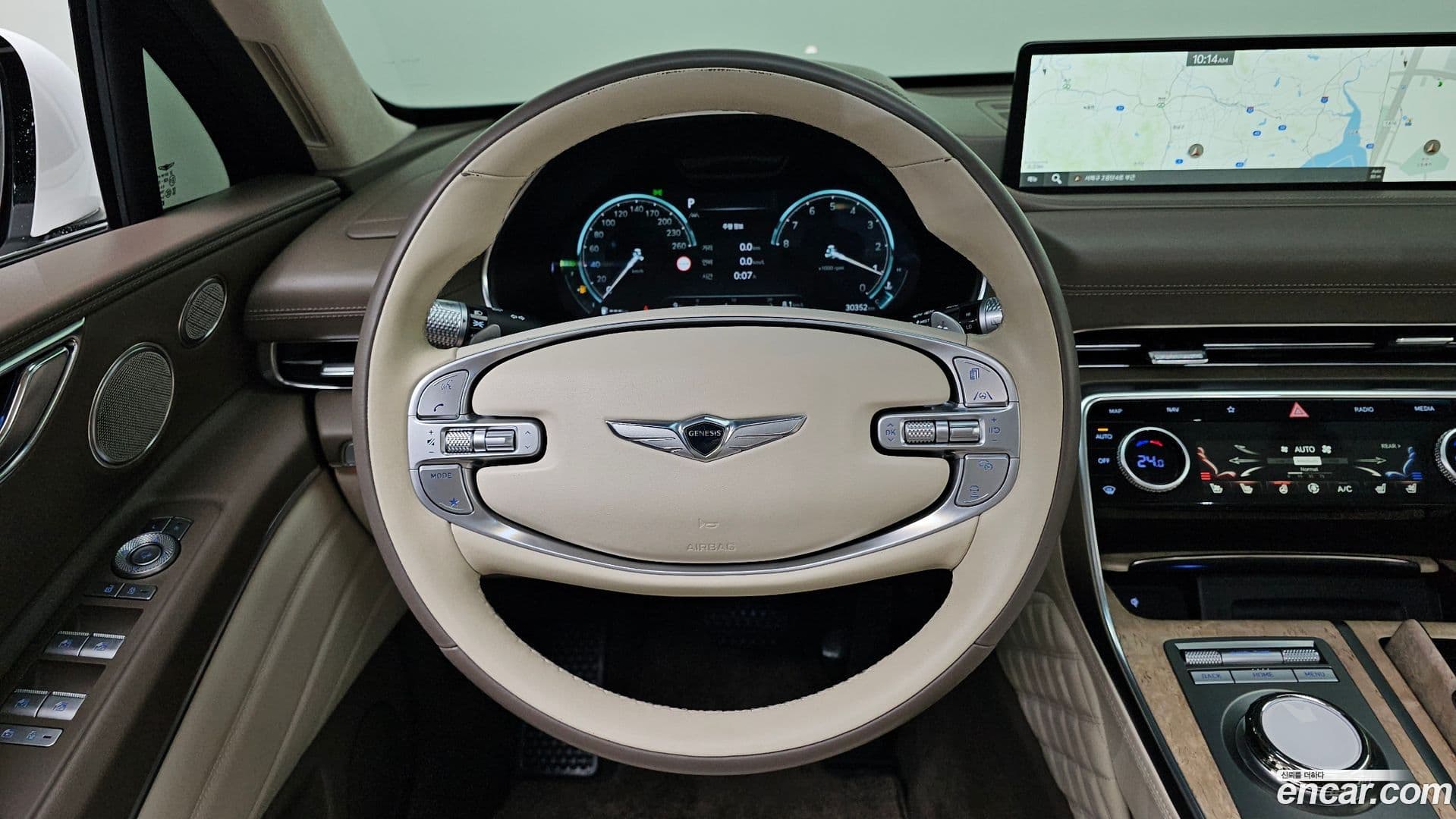Main__Slider__Photo:GV80 Genesis 2023.0-12