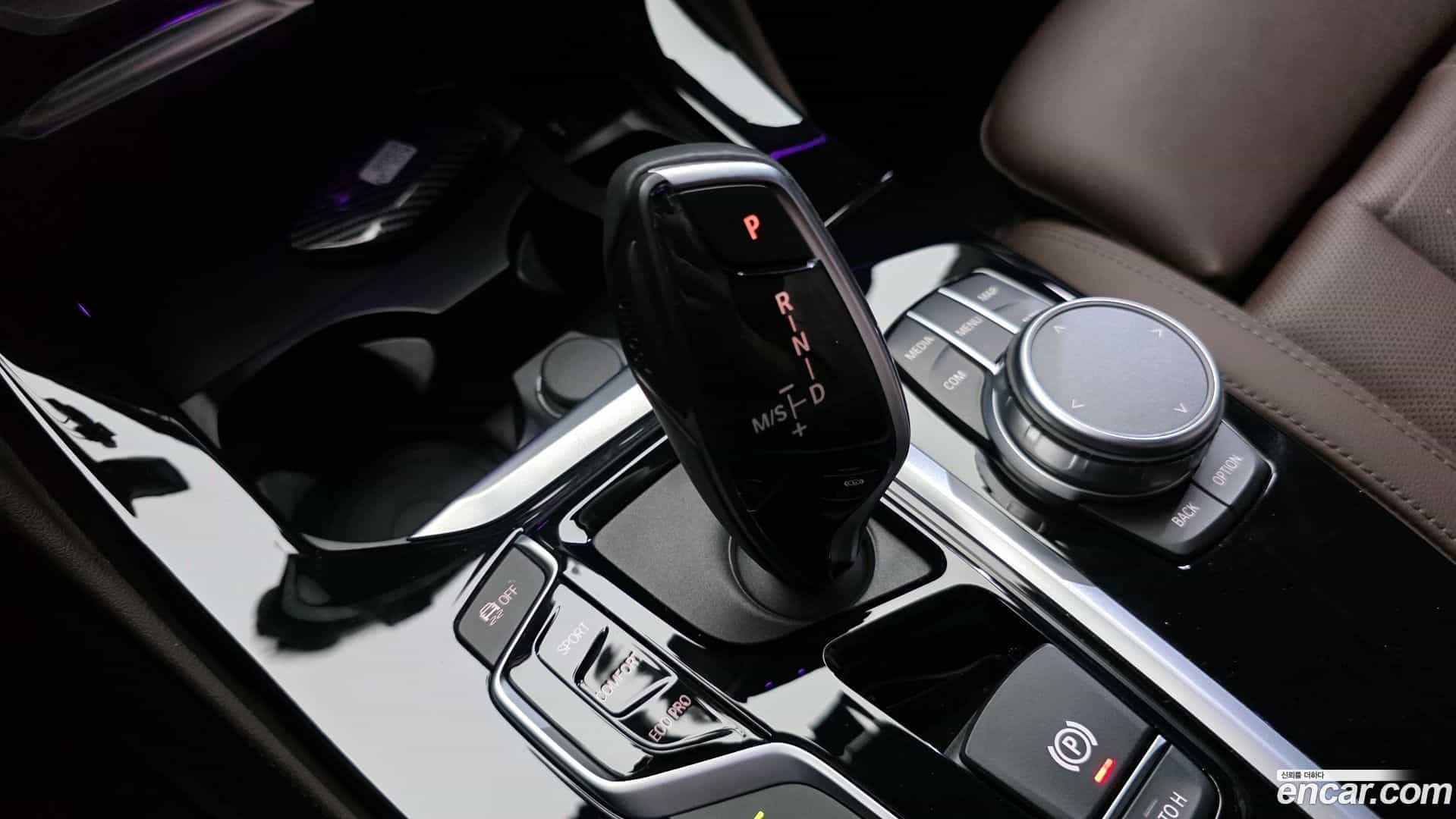 X4 BMW 2021.1-INNER-009