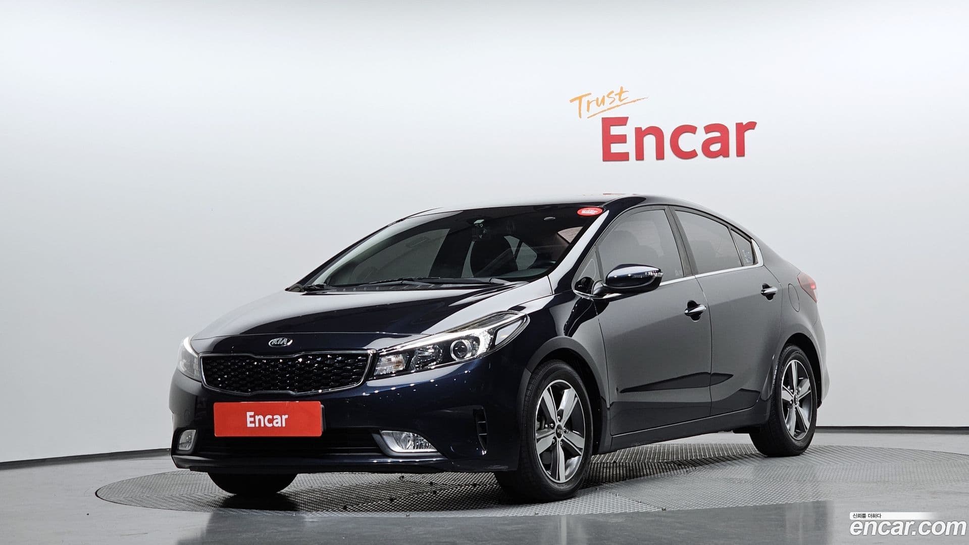 Main__Slider__Photo:K3 Kia 2018.1-0