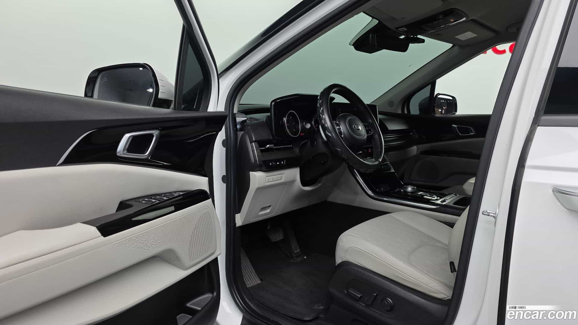 Canival Kia 2020.9-OPTION-015